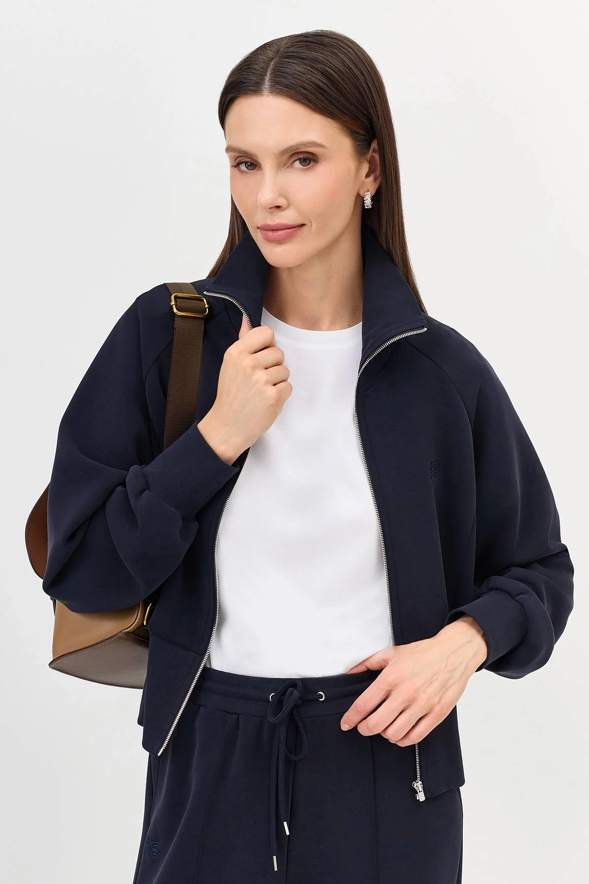 Лимитрированная серия укороченный бомбер с высоким воротником и ремень, 44