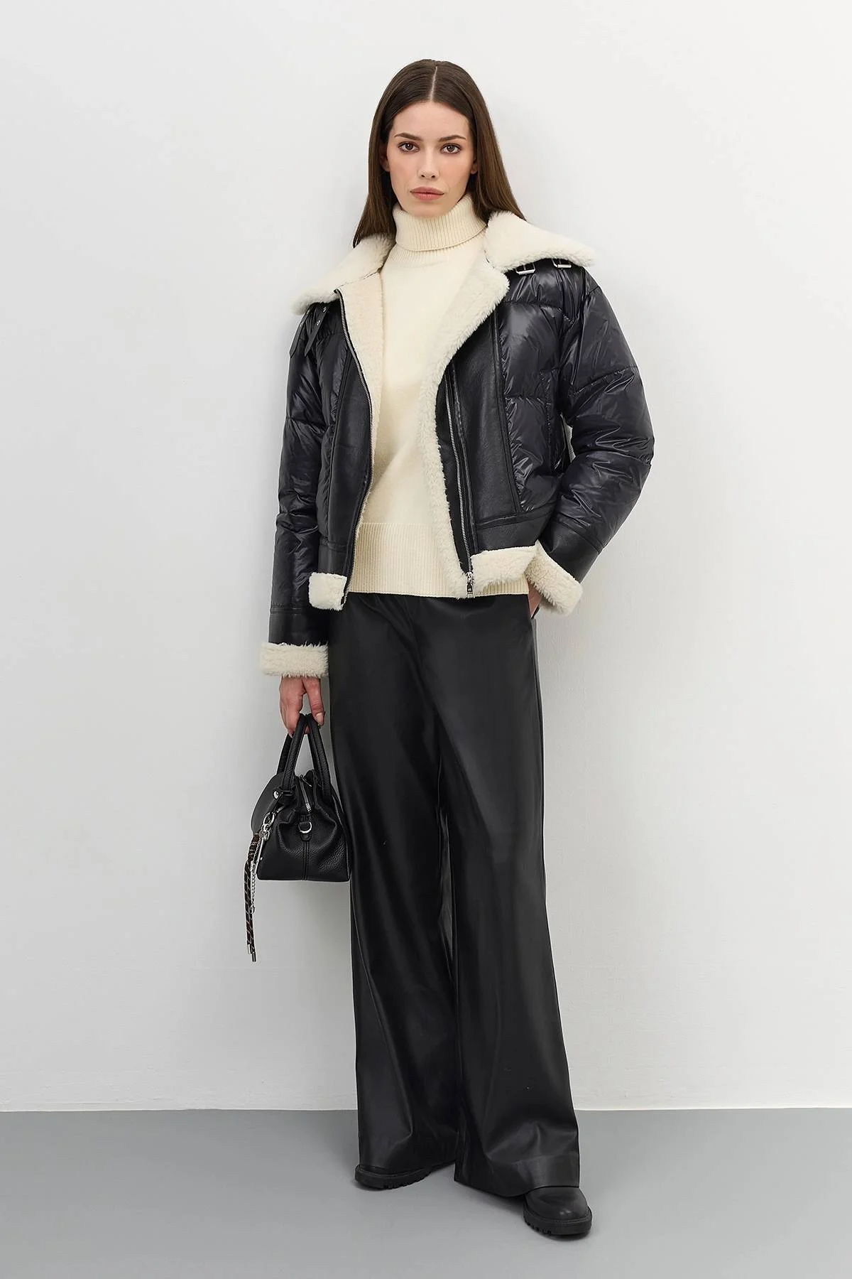 Комбинированная куртка с овчиной, 46