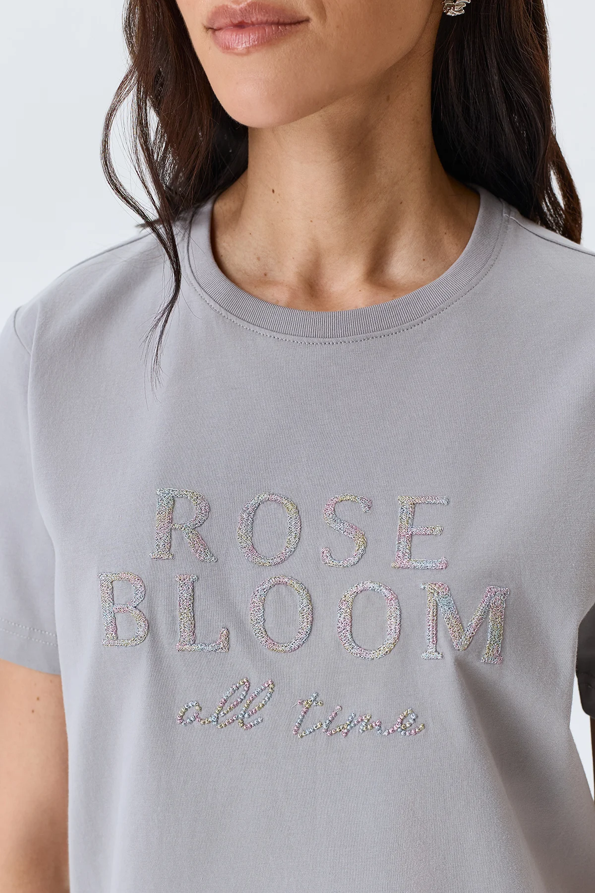 Футболка из хлопка с вышивкой в цвет, 44