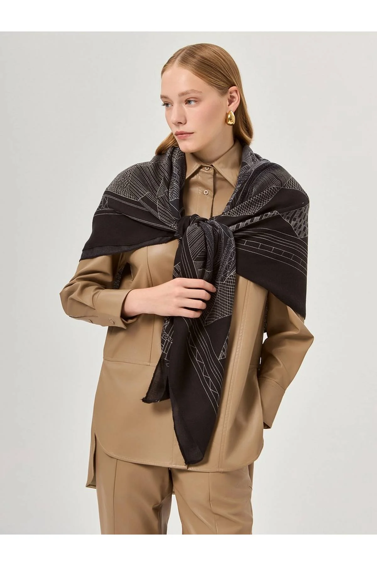 Платок черный, One