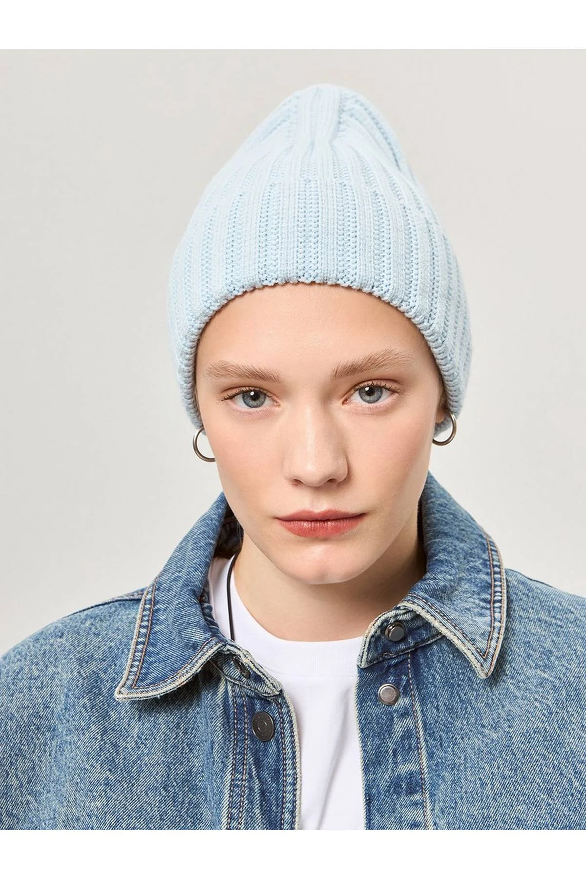 Шапка светло-голубая, One