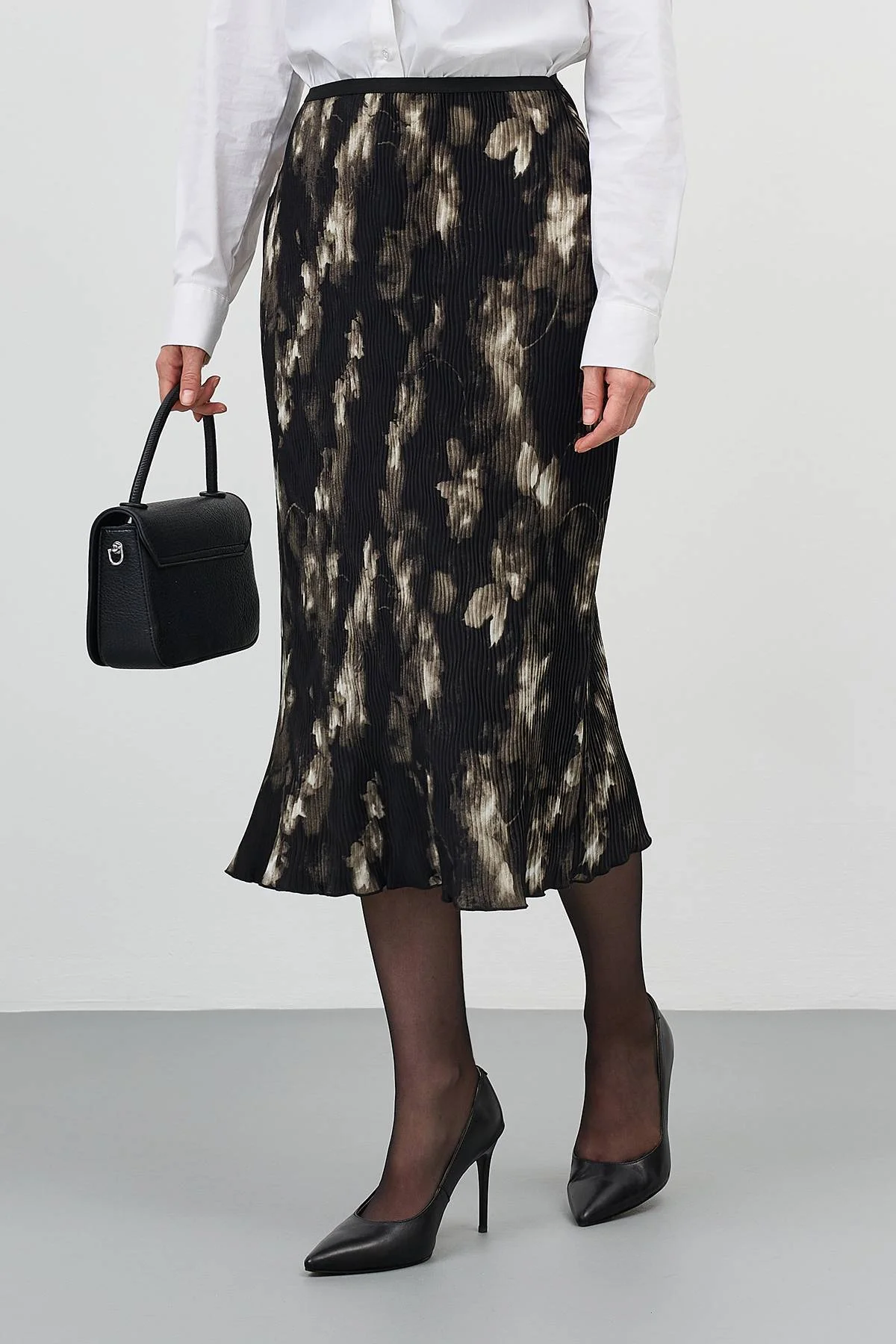 Юбка-плиссе из фактурной ткани, 44