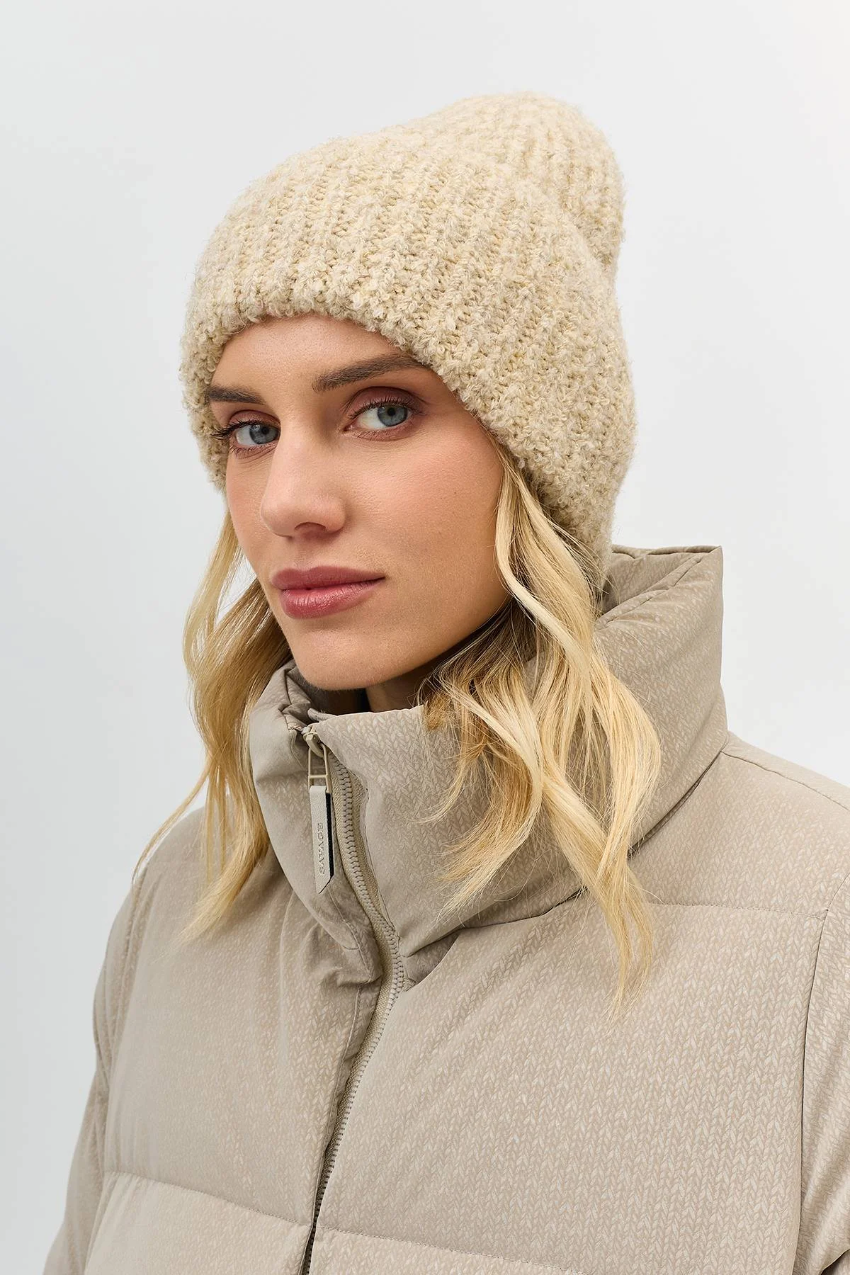 Лимитированная серия куртка с имитацией вязаной фактуры с палантином, 52