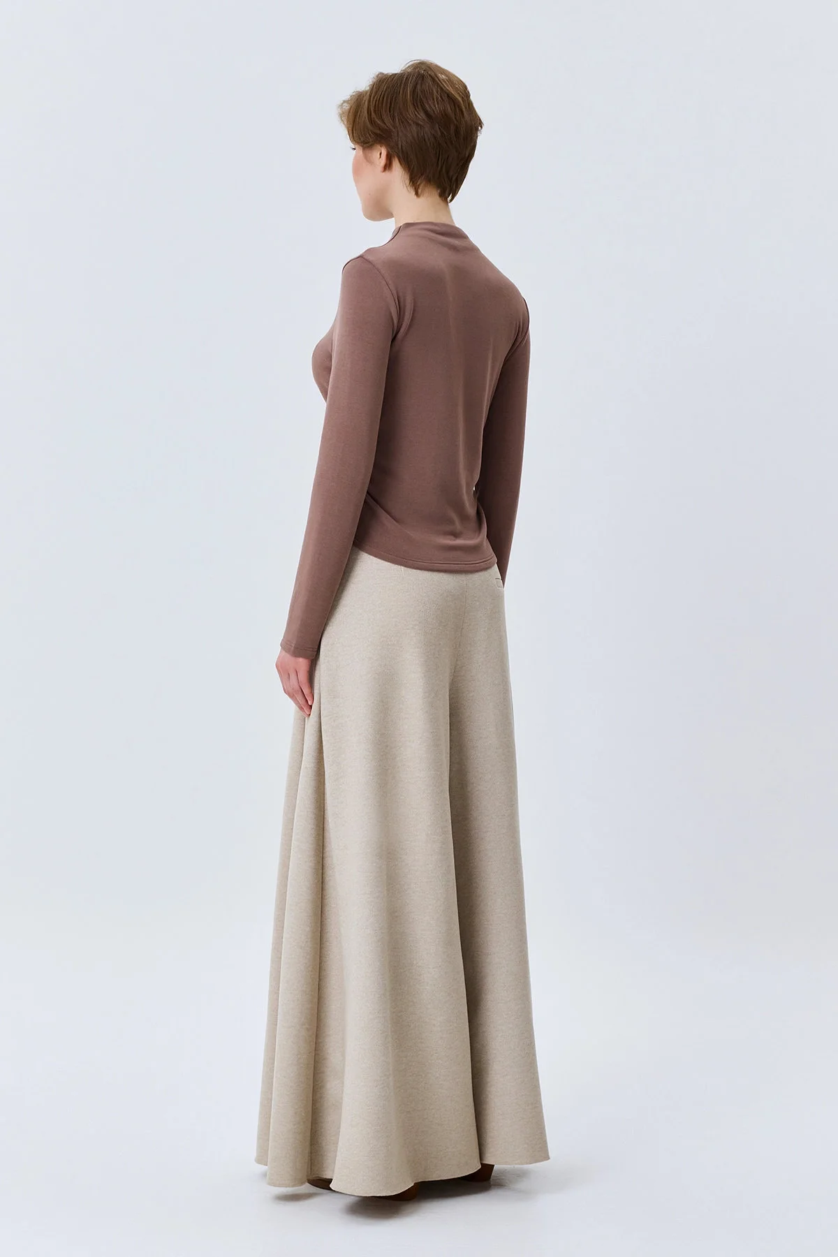 Лонгслив из смесового района в благородном оттенке какао, 44