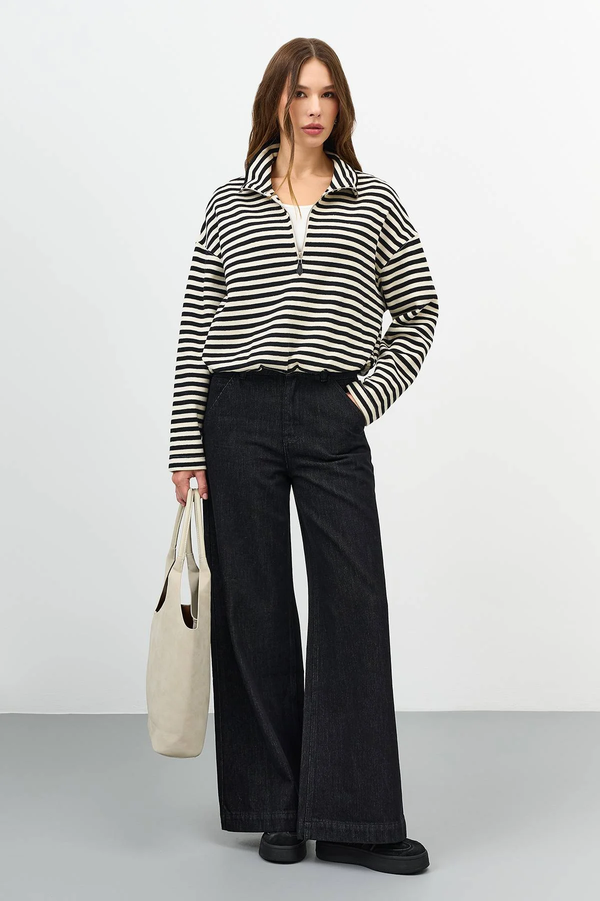 Лимитированная серия джемпер в контрастную полоску и ремень, 40 Лимитированная серия джемпер в контрастную полоску и ремень, 40