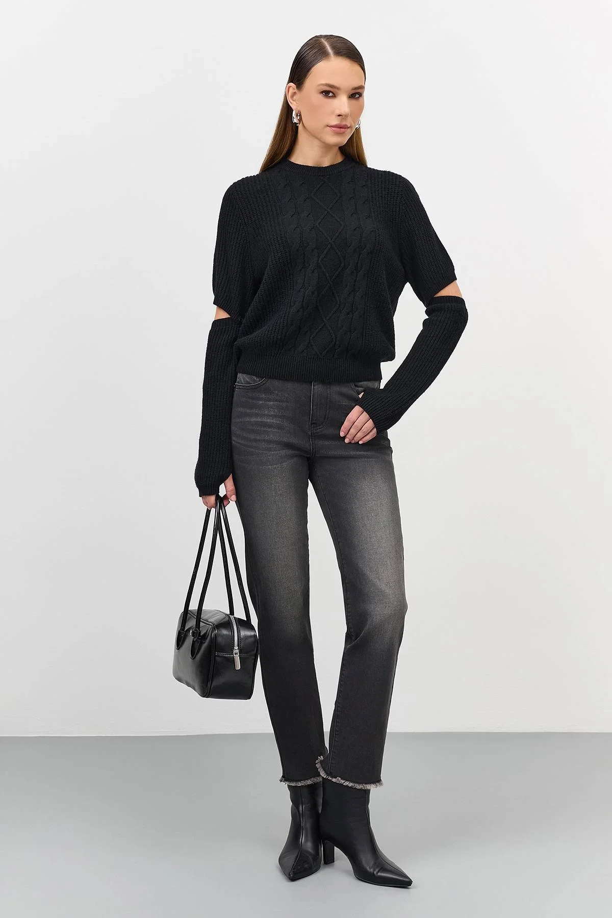 Лимитированная серия свитер со съемными рукавами и ремень, 50