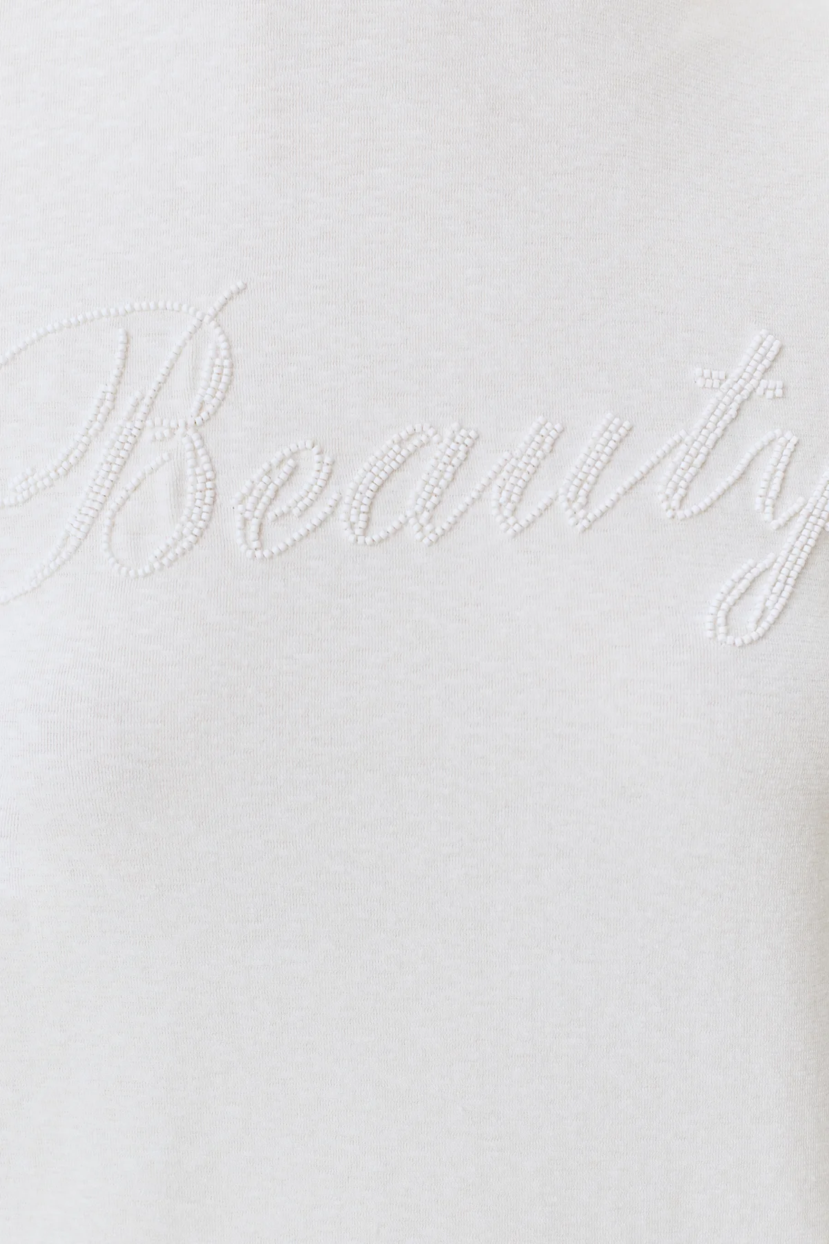 Футболка с вышивкой, 48