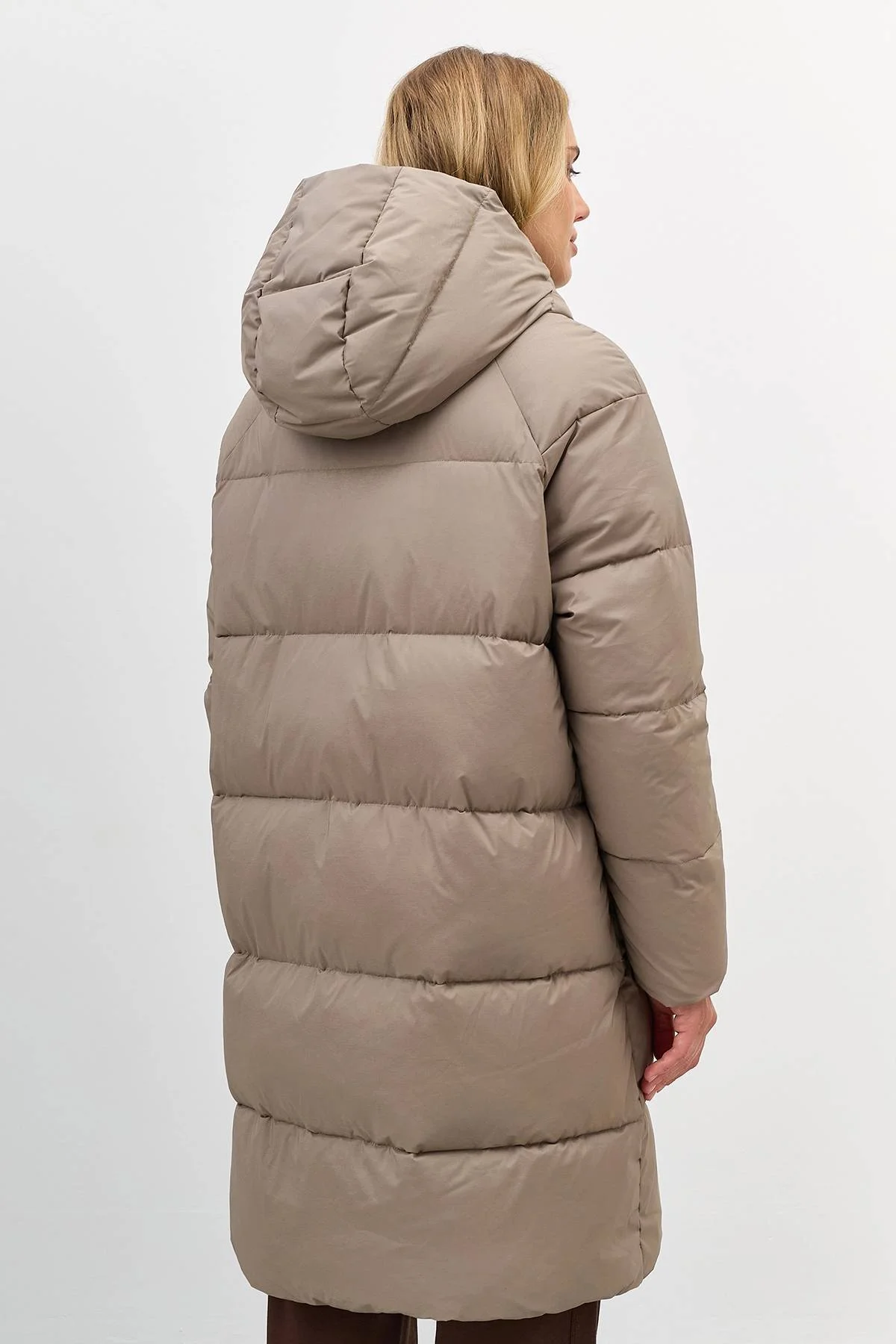 Теплое пальто с квадратной стежкой, 48