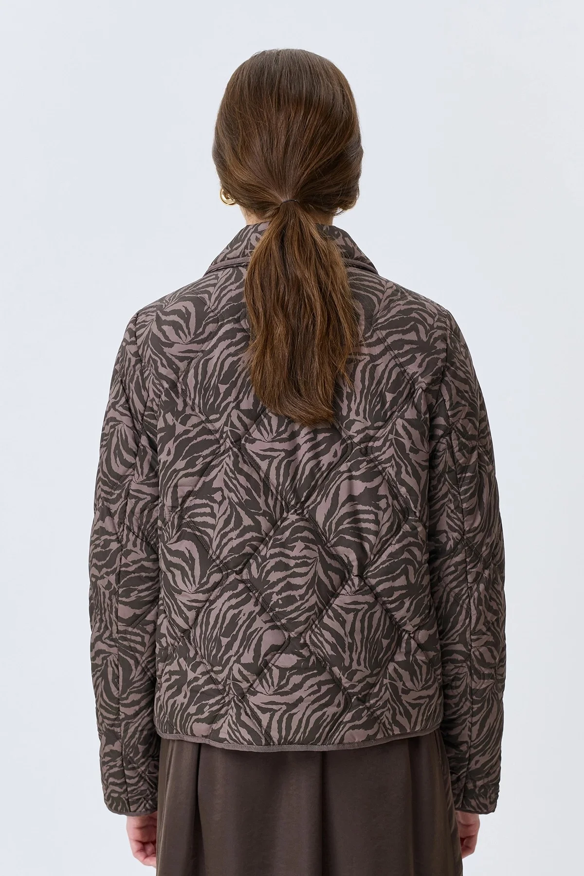 Утепленный жакет с анималистичным принтом, 42