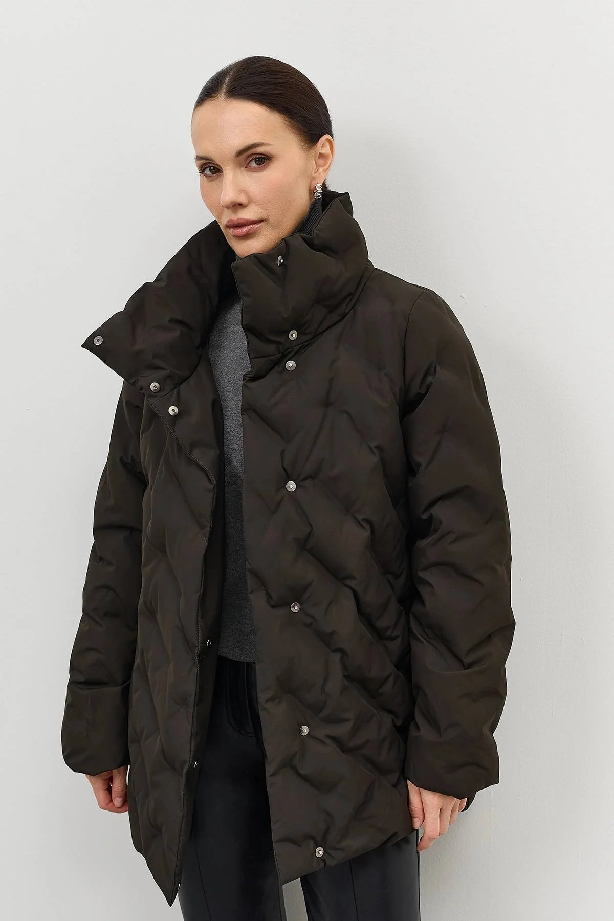 Лимитированная серия куртка с фактурной стежкой и палантин, 42