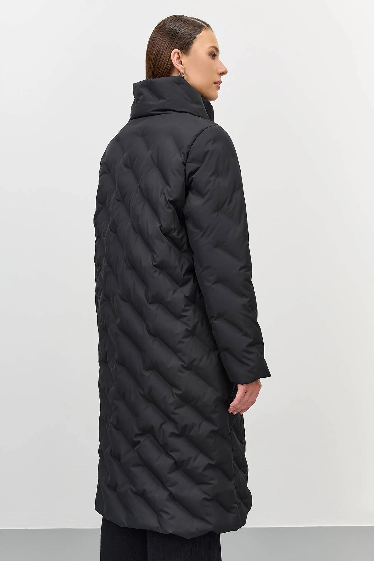 Лимитированная серия теплое пальто с акцентной стежкой и палантин, 50