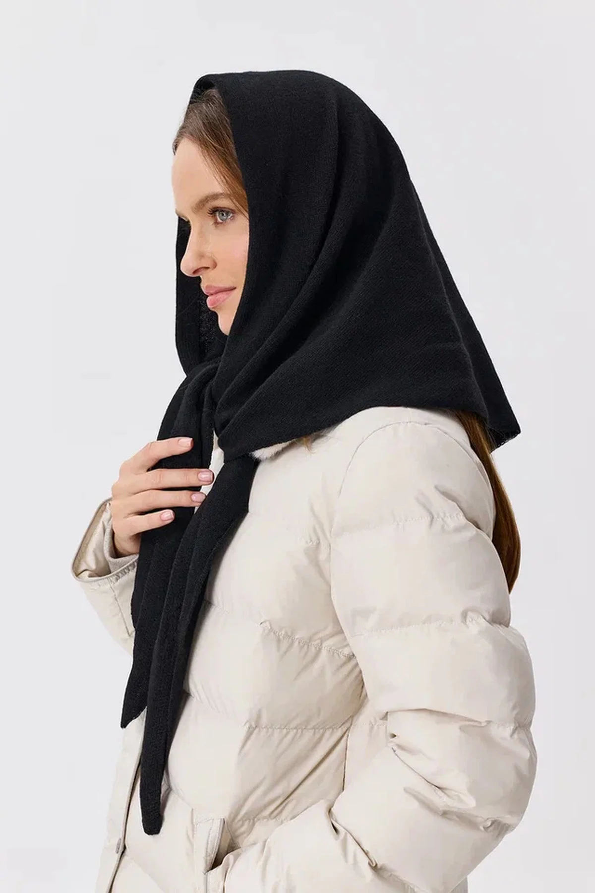 Косынка черная из 100% шерсти, one