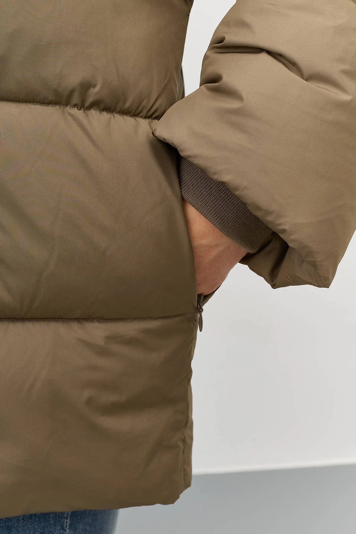 Лимитированная серия куртка с бордовым палантином , 48