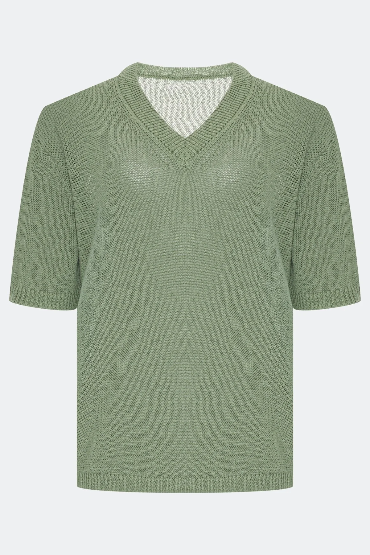 Свободный джемпер из фактурной пряжи, 50