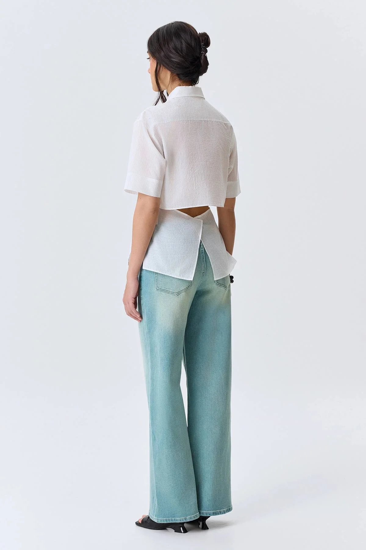 Блузка с вырезом на спине, 46