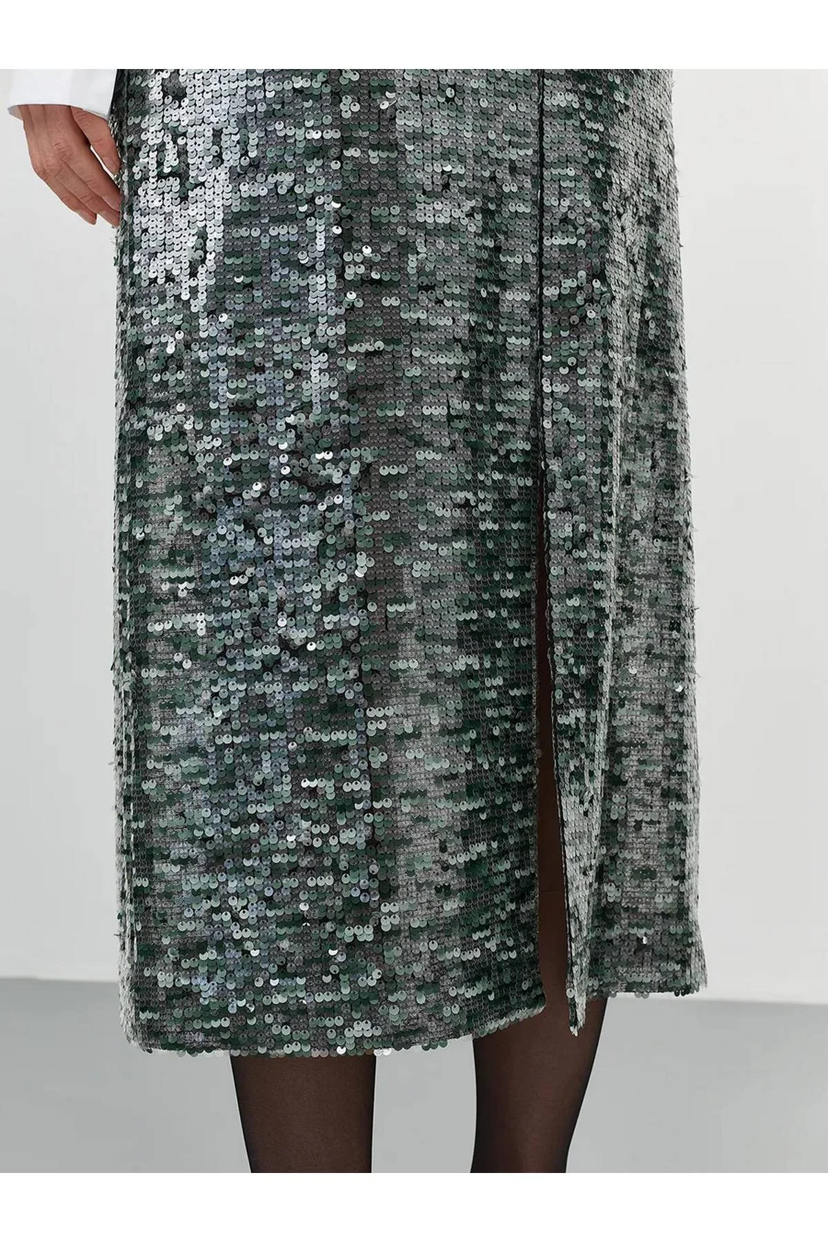 Лимитированная серия юбка с паетками и ремень, 50 Лимитированная серия юбка с паетками и ремень, 50