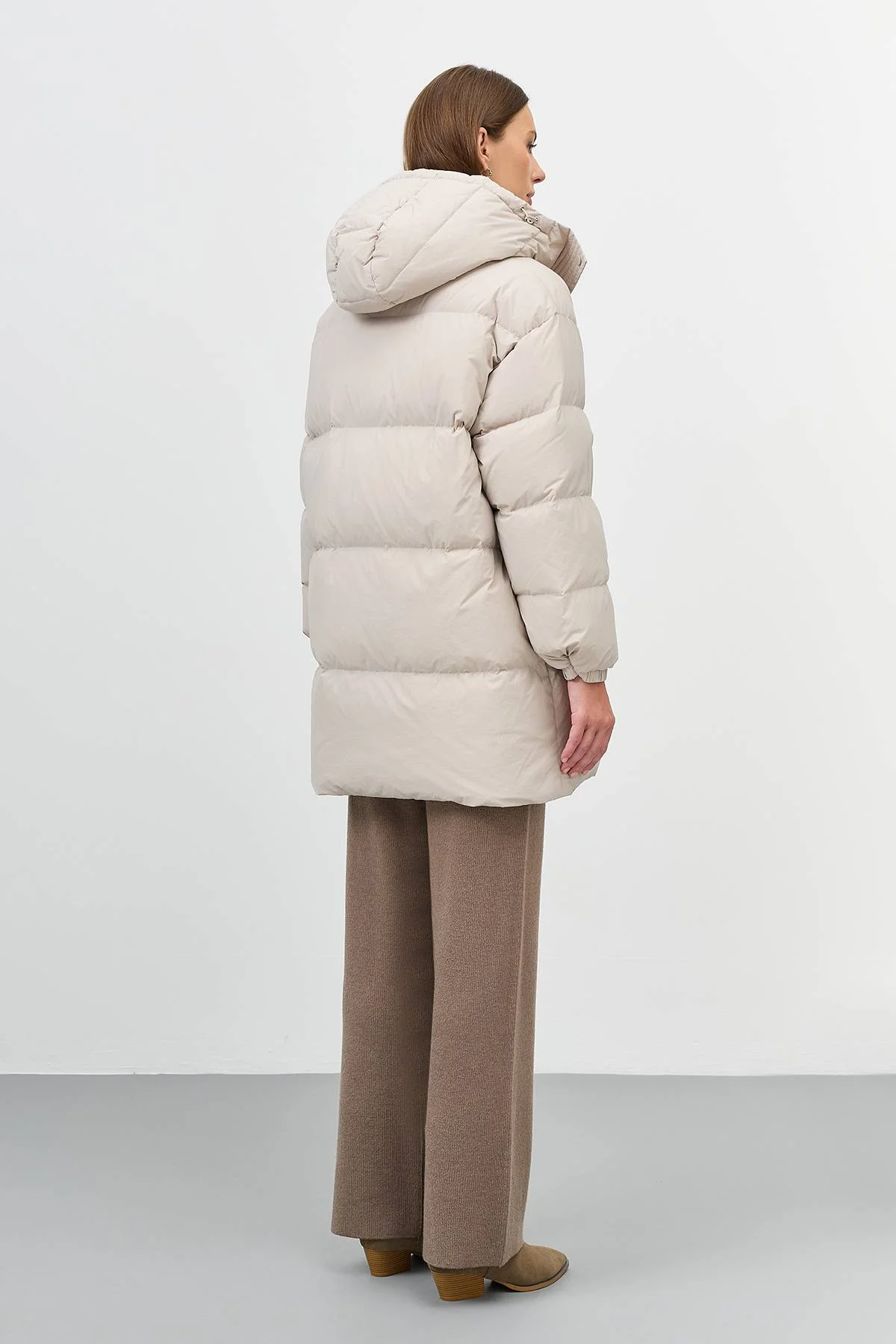 Лимитированная серия пуховик с варежками  , 50