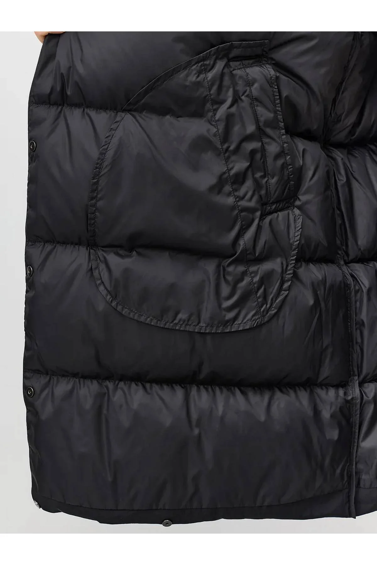 Лимитированная серия  пуховик с капюшоном и палантин, 52