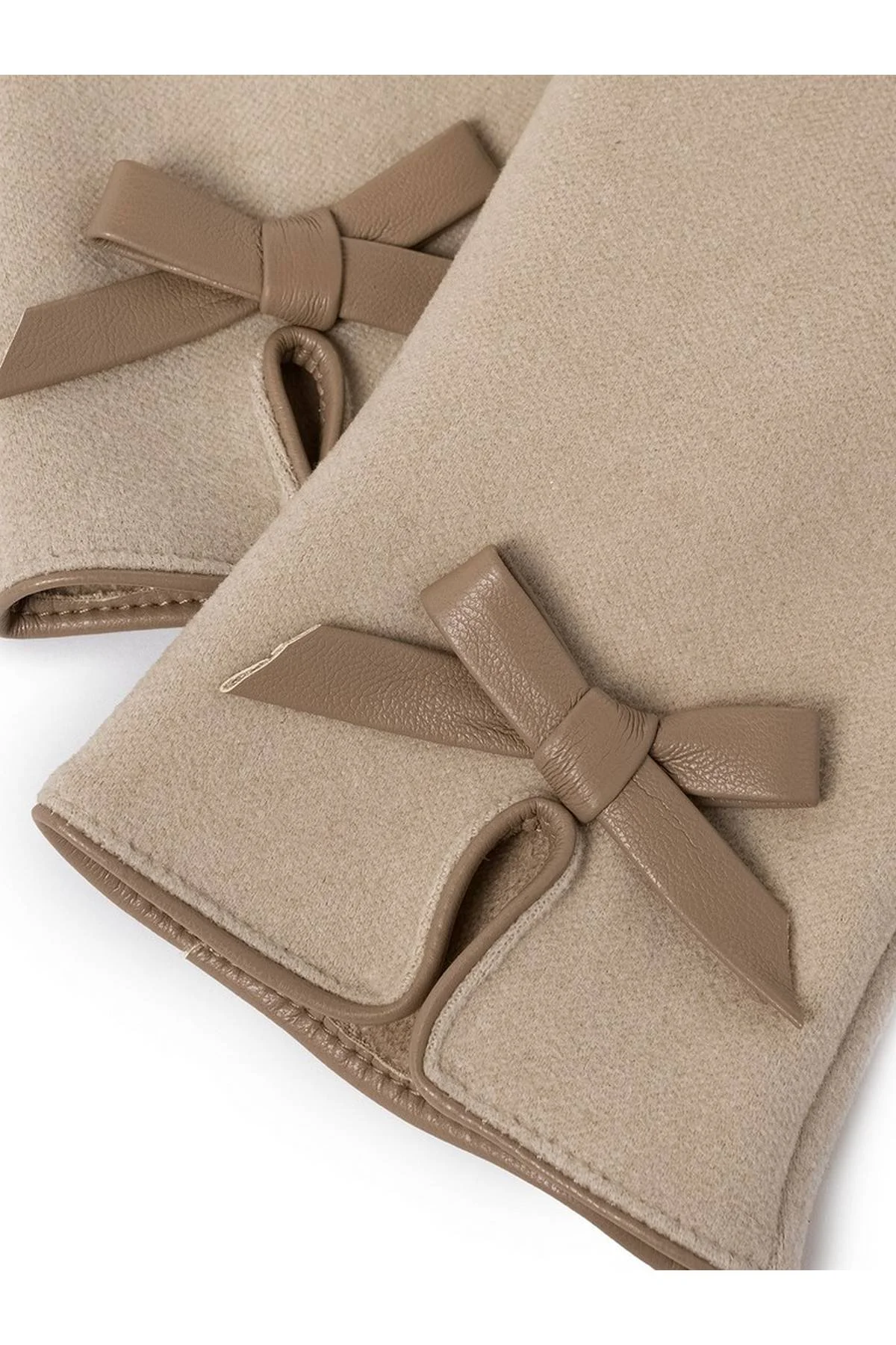 Перчатки светло-бежевые, S