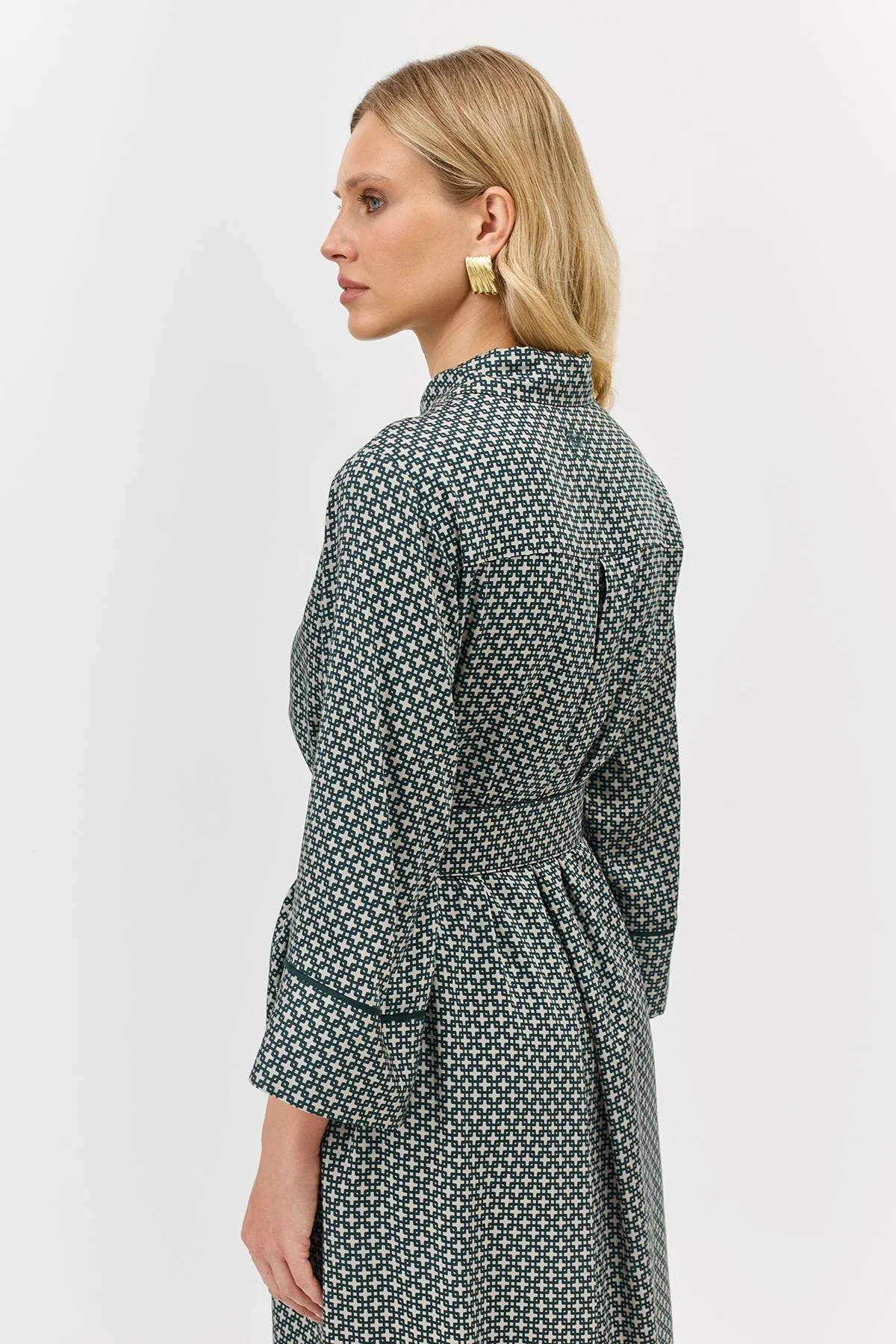 Лимитированная серия платье-рубашка с геометрическим принтом и палантином, 34