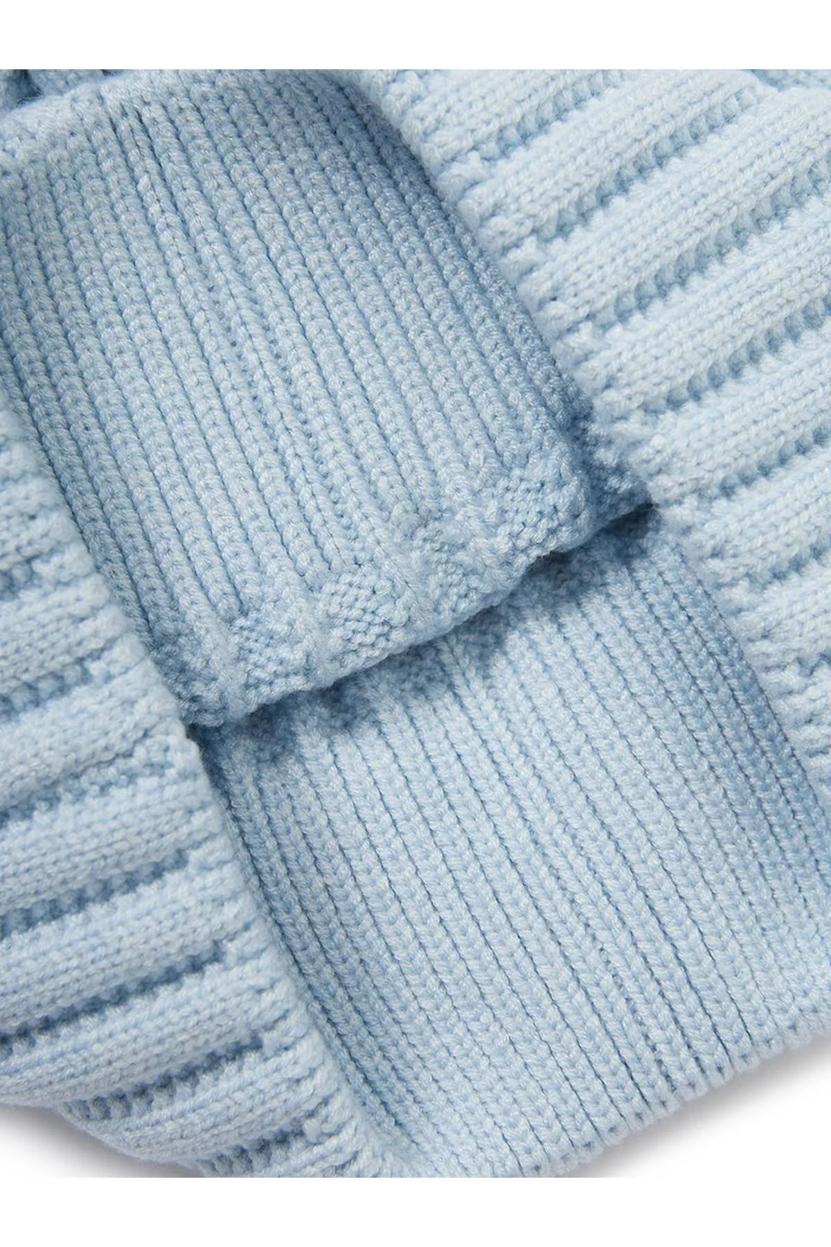 Шапка светло-голубая, One