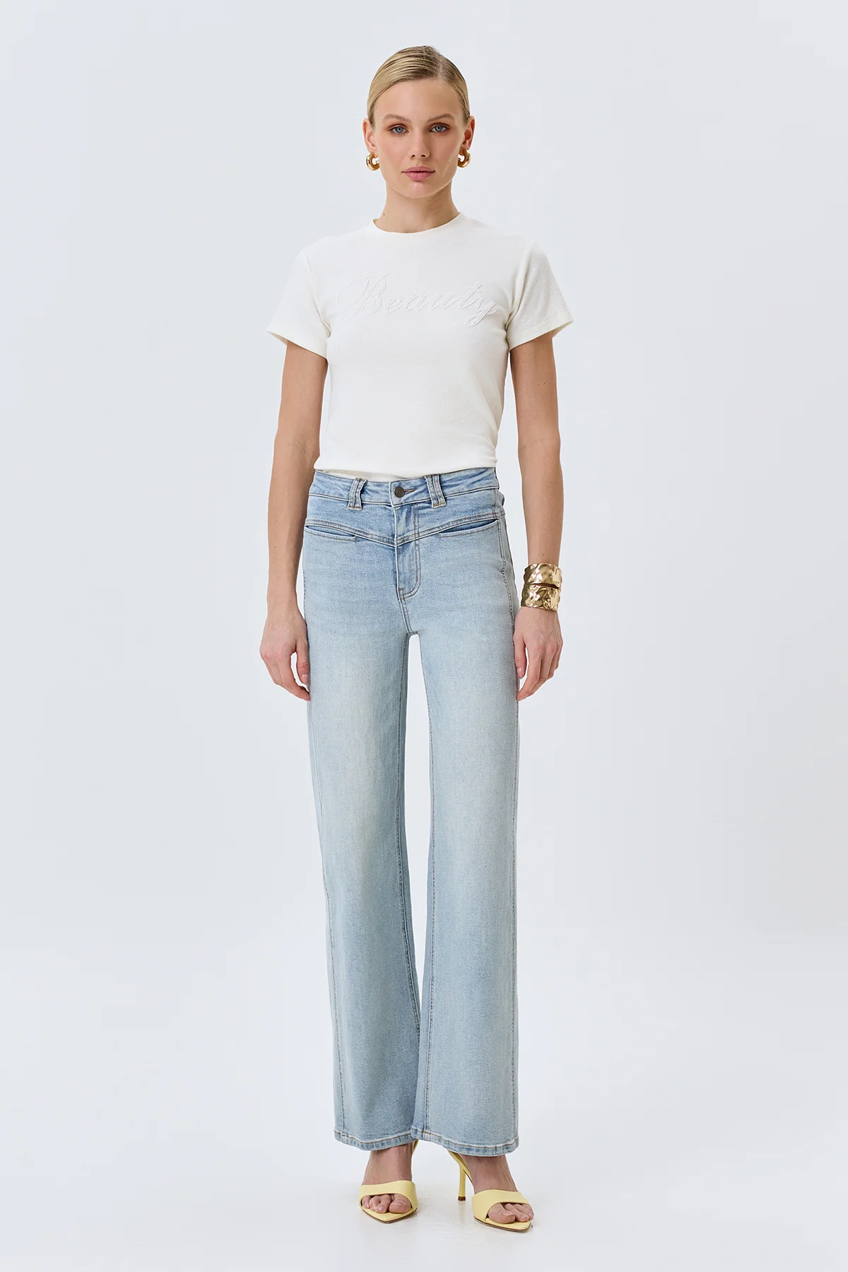 Свободные джинсы с деликатной варкой, 44