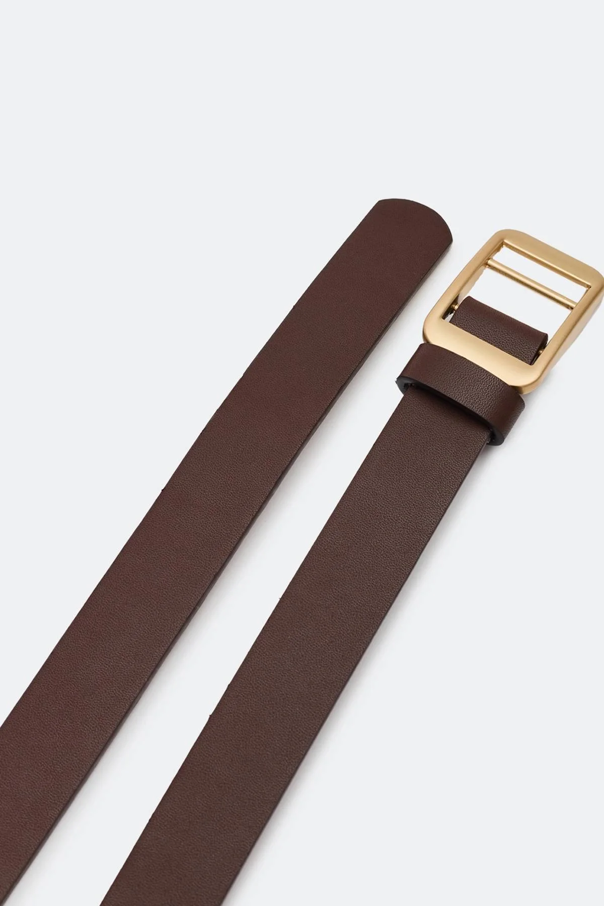 Лимитированая серия поло с контрастными деталями и ремнем, 50