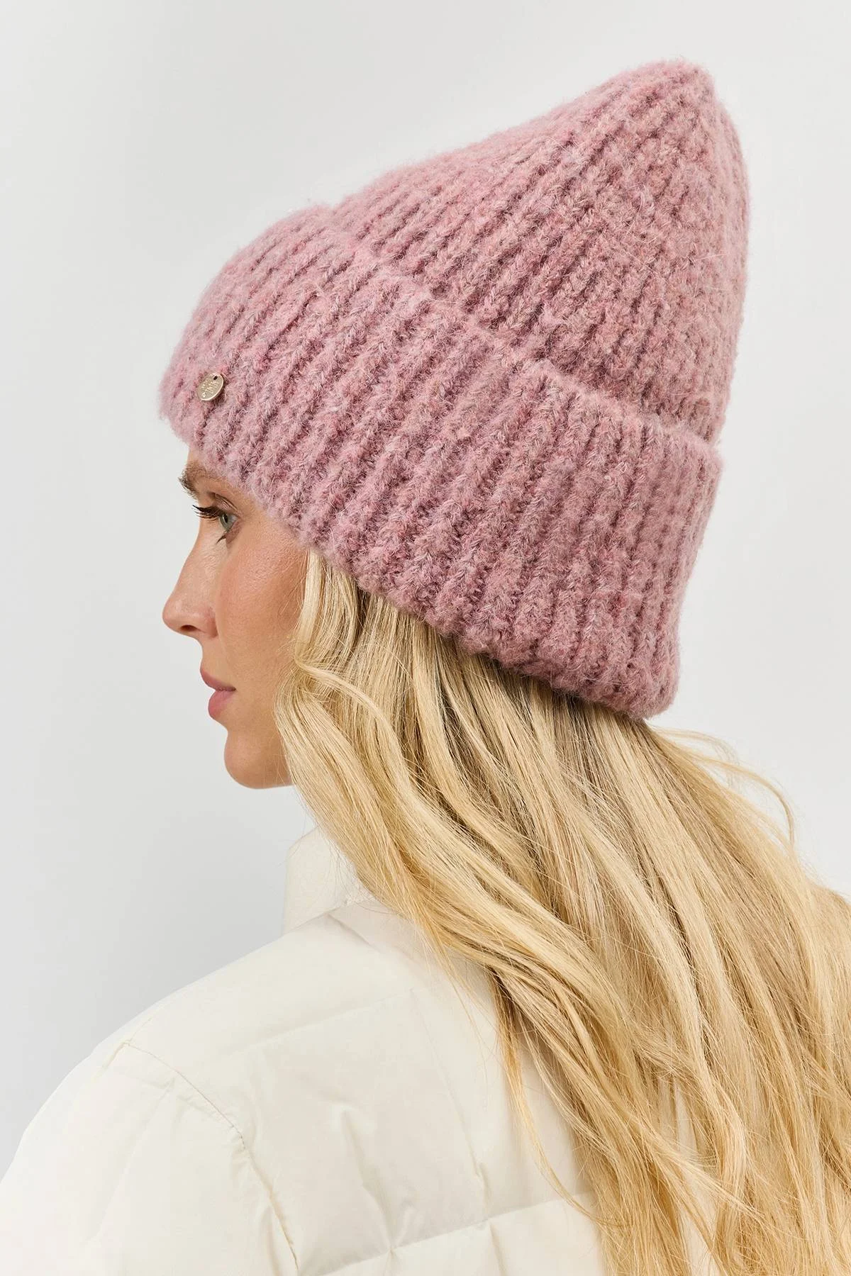 Шапка бини в рубчик с ангорой, One