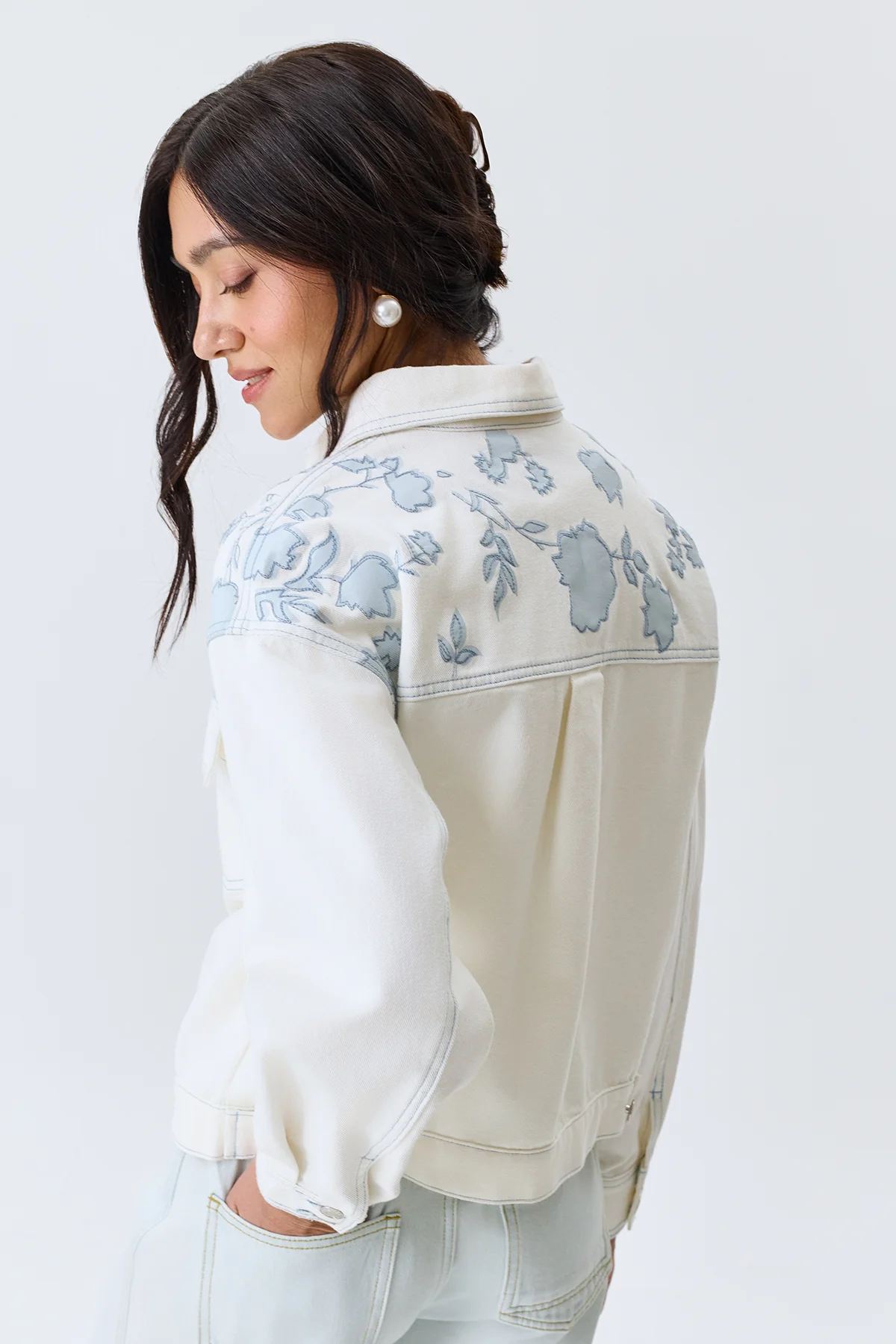 Джинсовый жакет с цветочным принтом, 50