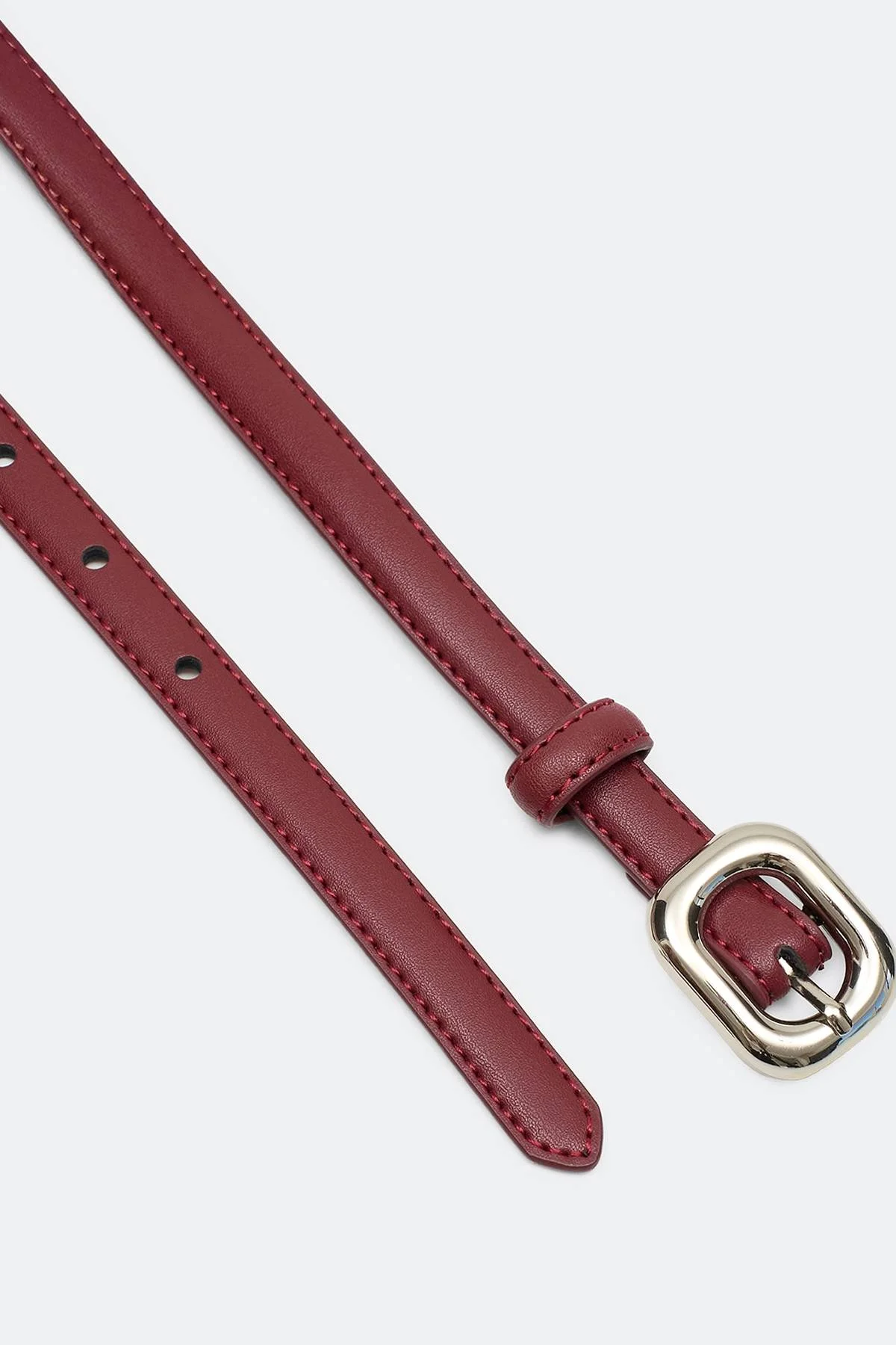 Тонкий кожаный ремень с акцентной пряжкой, S