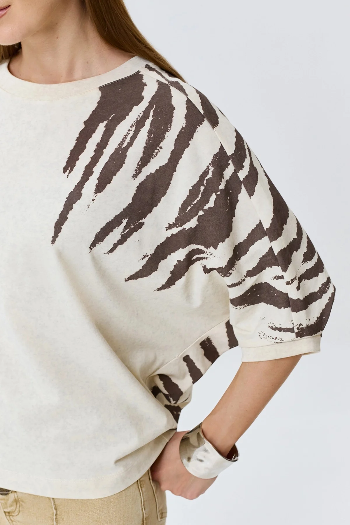 Джемпер с анималистичным принтом, 44