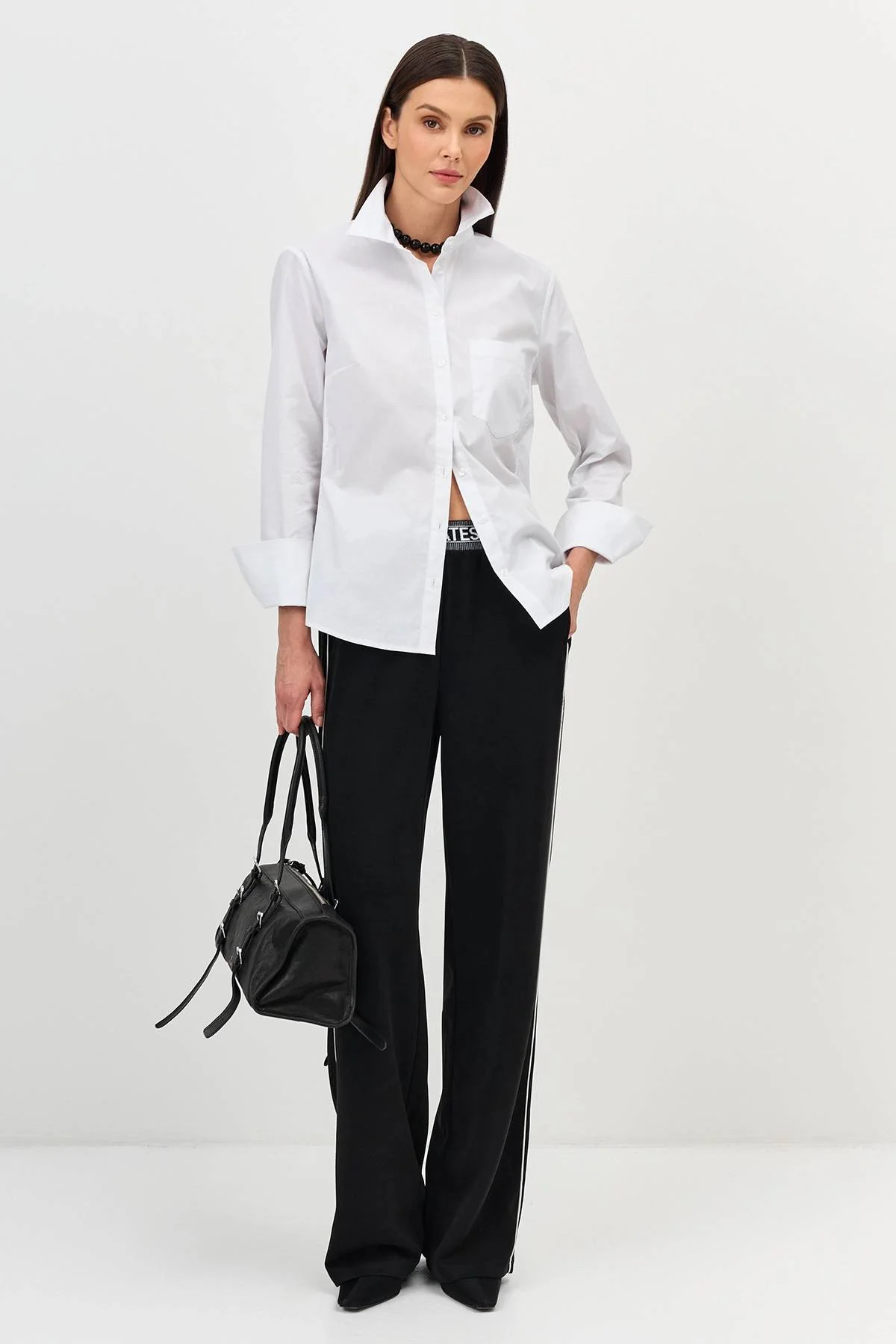 Лимитированная серия приталенная рубашка в белом цвете с ремнем, 36