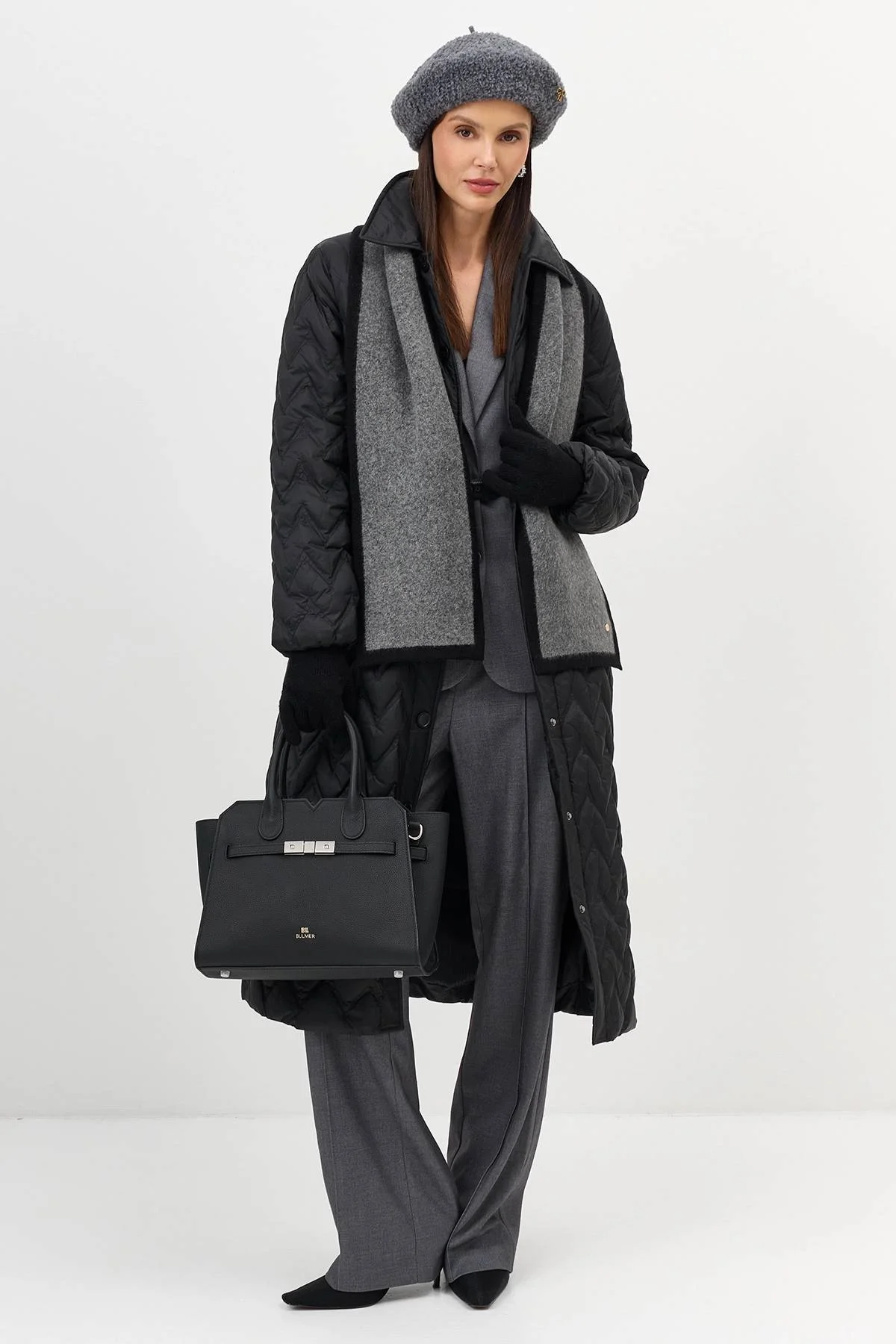 Вязаный шарф с контрастным краем, One