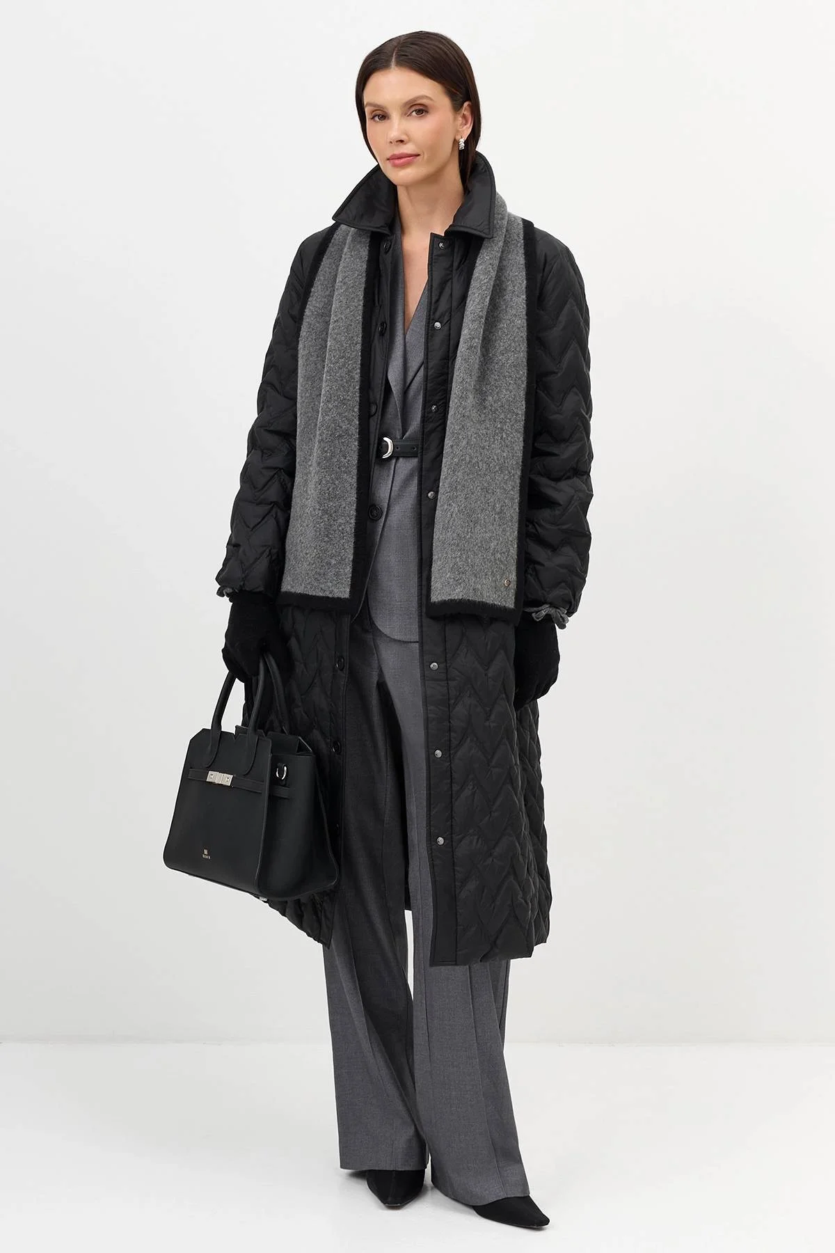 Вязаный шарф с контрастным краем, One