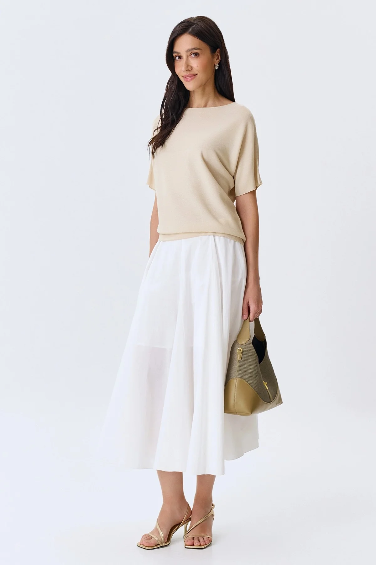 Светлый вязаный джемпер из вискозы, 48