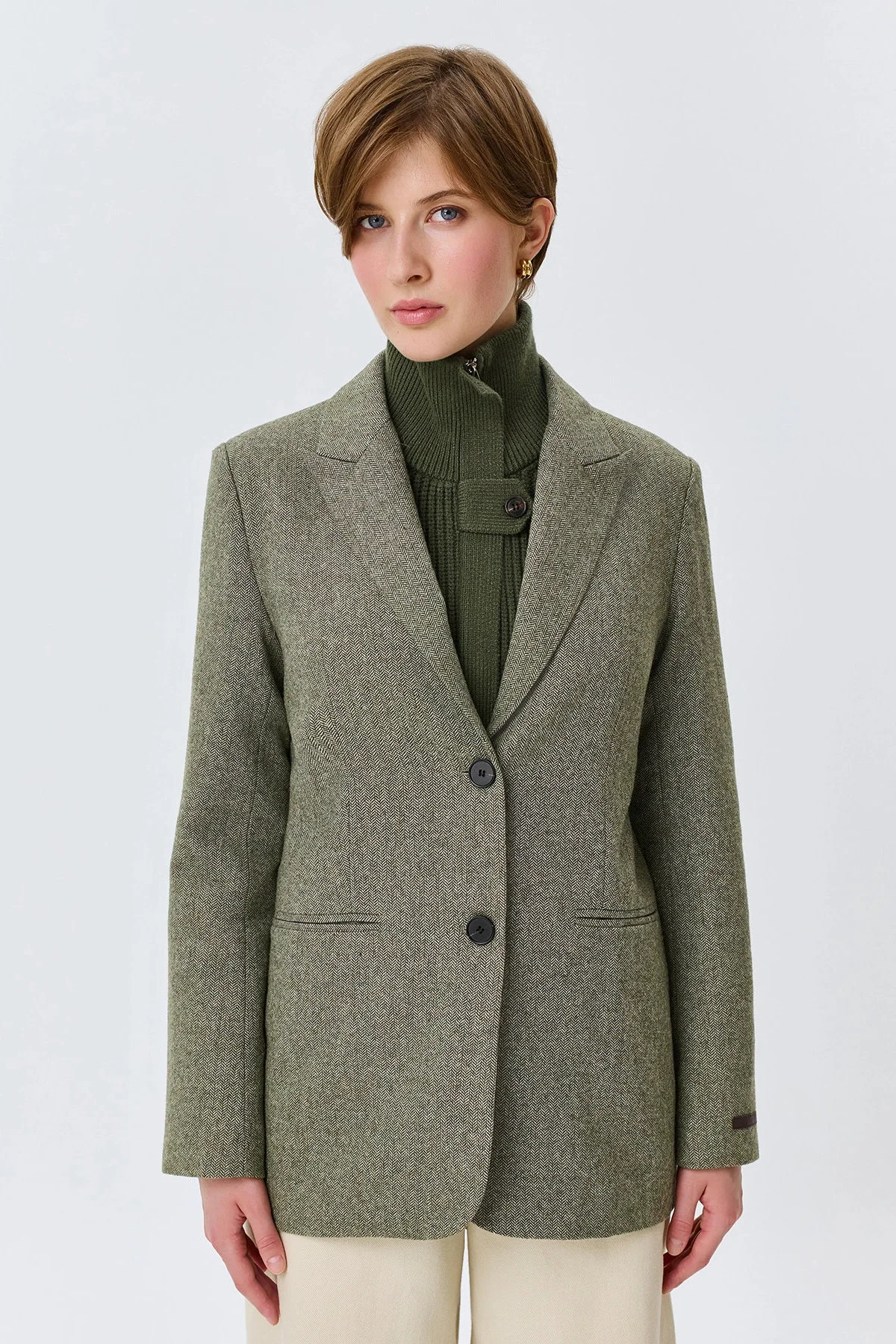 Классический оливковый жакет с узором Herringbone, 52