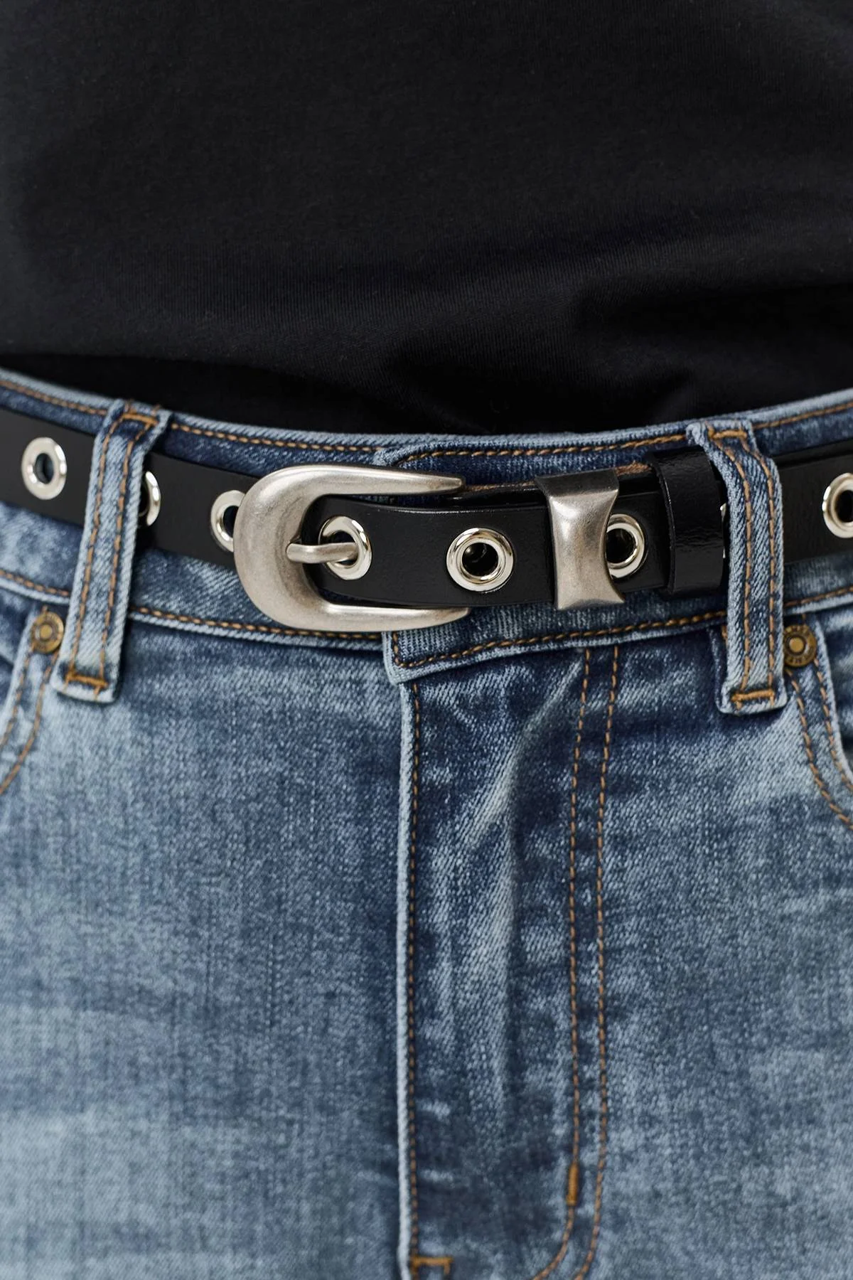 Ремень с люверсами, S