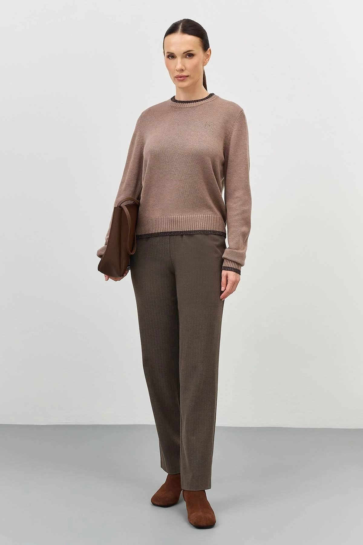 Вязаный джемпер с контрастным кантом, 44