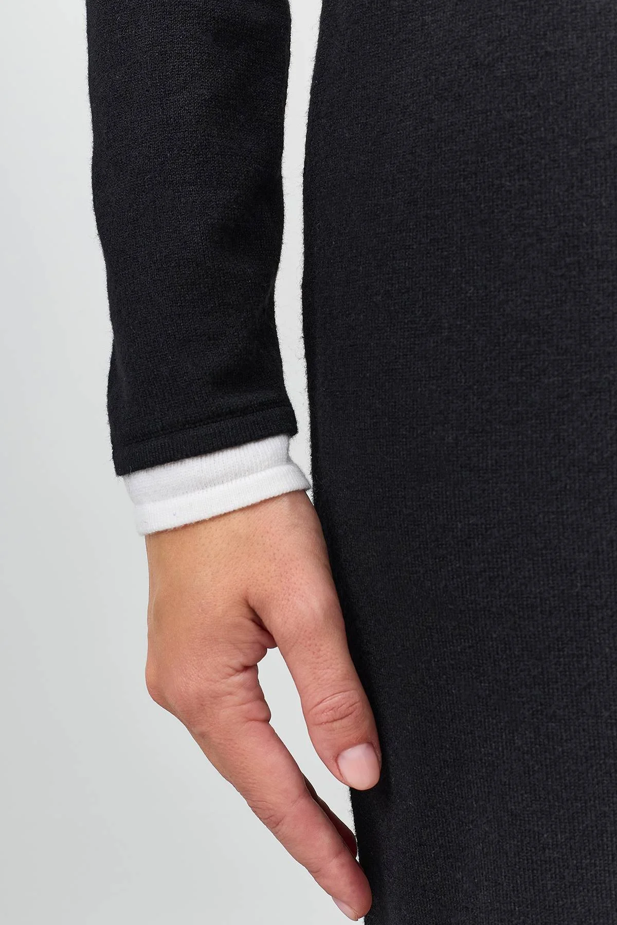 Платье-миди с контрастными деталями, 48