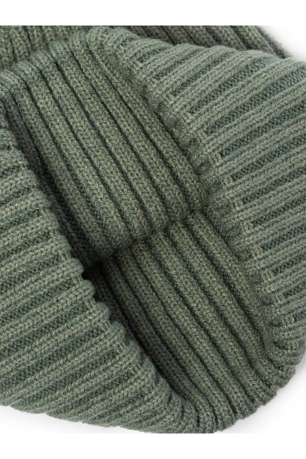 Шапка зеленая, One