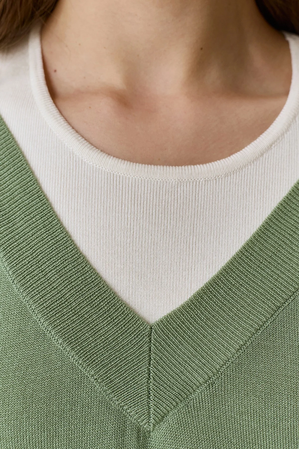 Джемпер с имитацией многослойности, 42