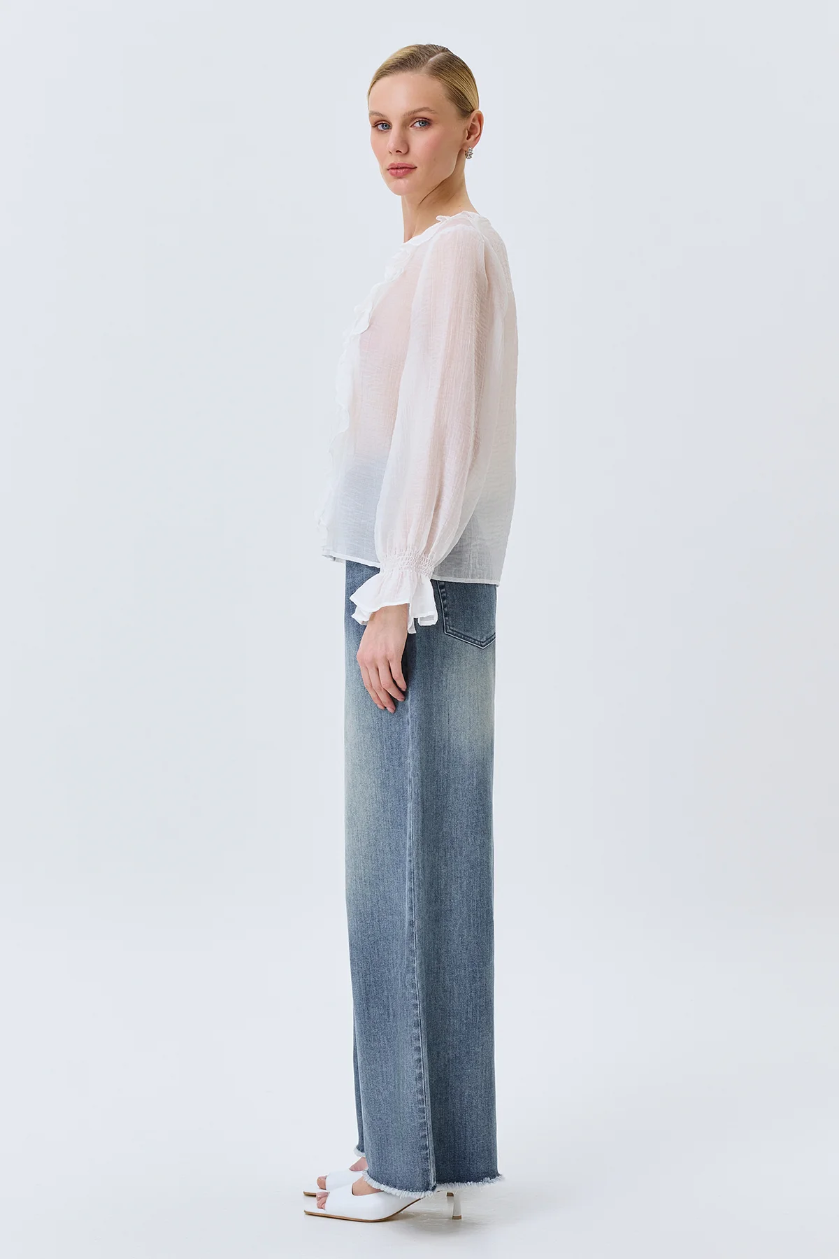 Романтичная блузка с воланами, 48