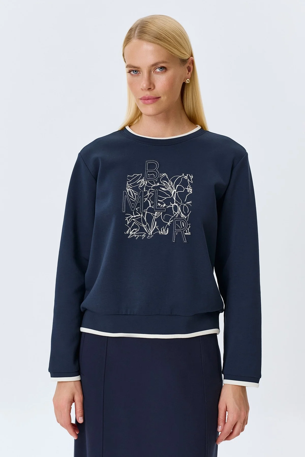 Свитшот с графичным принтом, 34