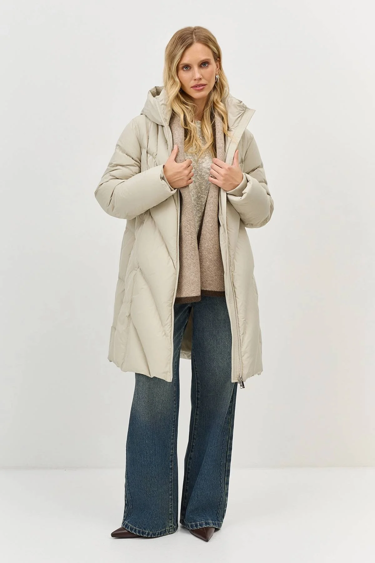 Светлый вязаный шарф с контрастным краем, One