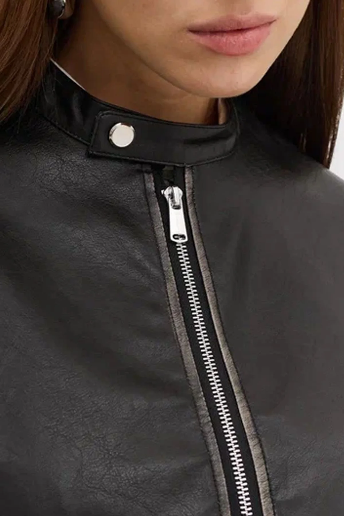 Куртка из искусственной кожи с контрастной варкой, 48р