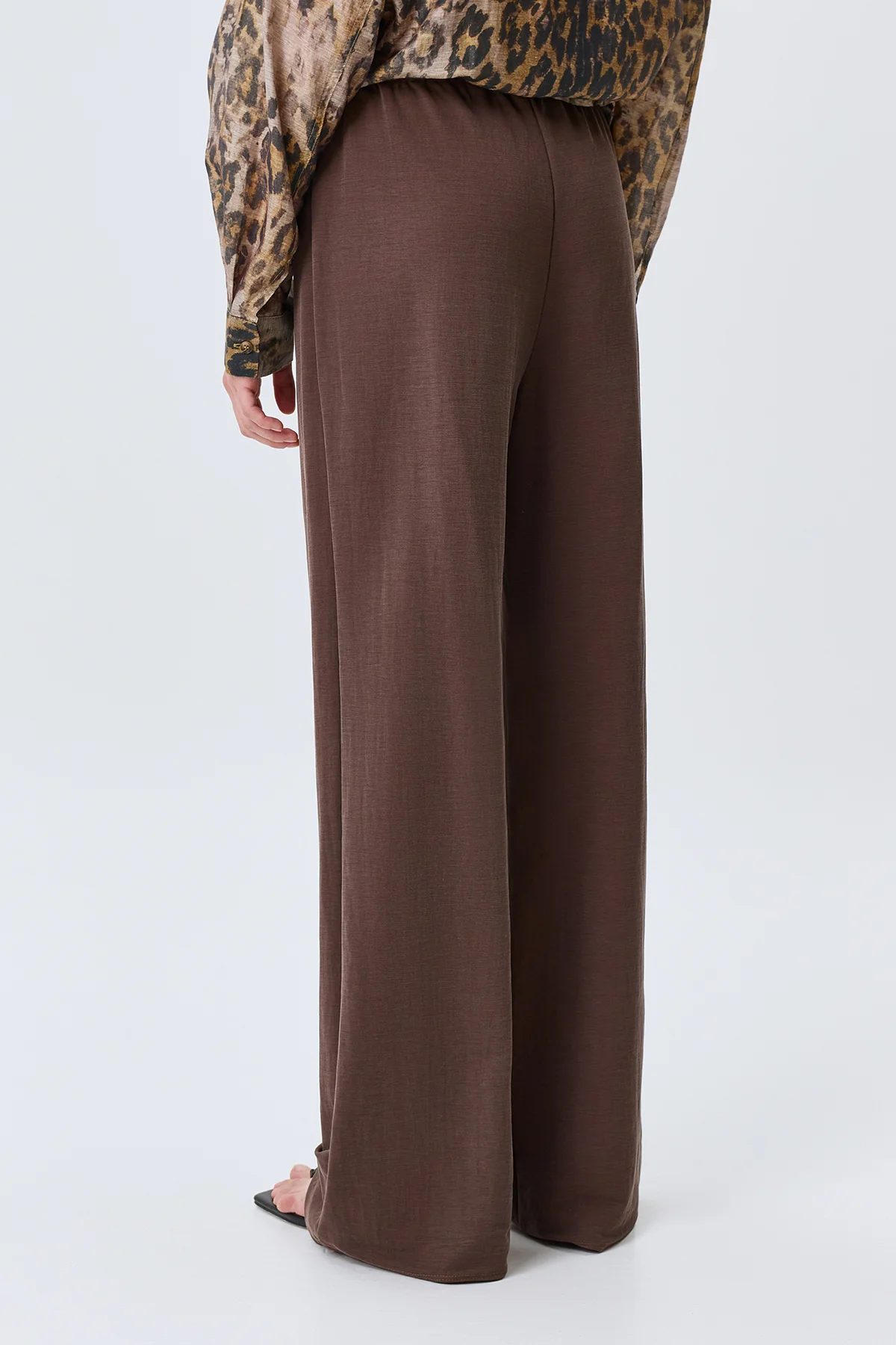 Прямые брюки из мягкого модала, 50