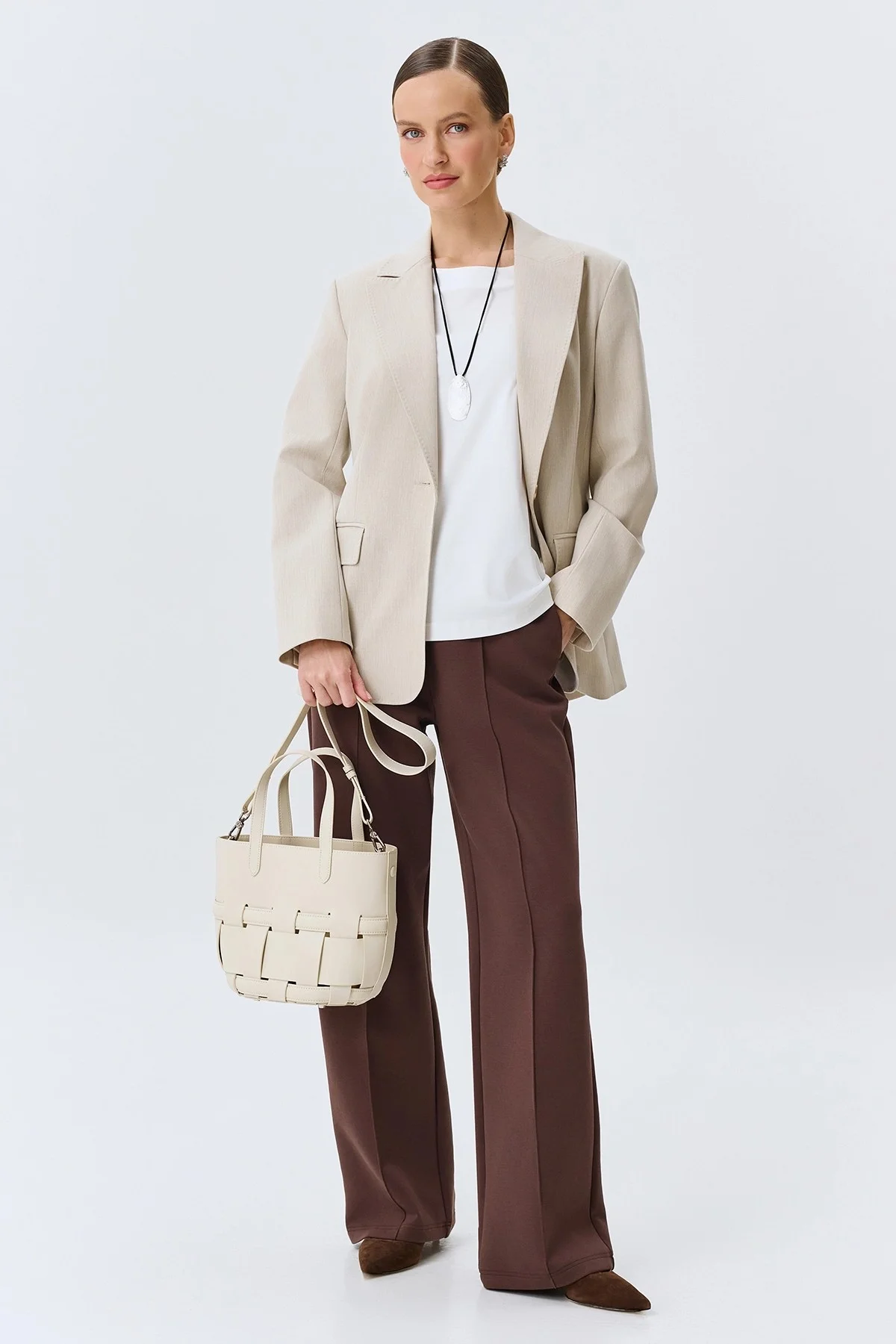 Сумка корзинка с косметичкой в комплекте, One