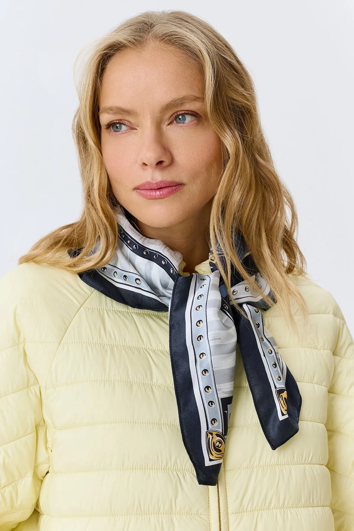 Шелковый шейный платок с ярким принтом, One