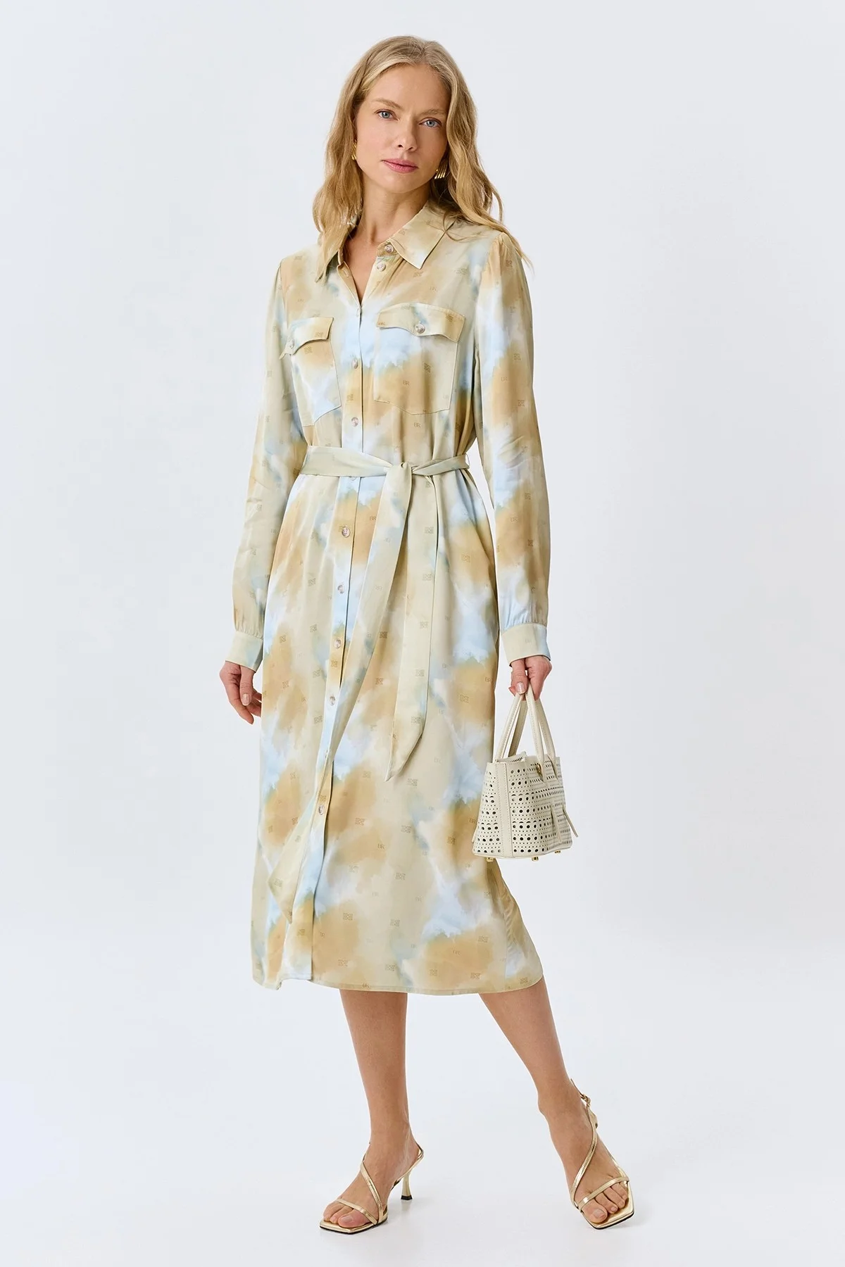 Платье-рубашка с абстрактным принтом, 44