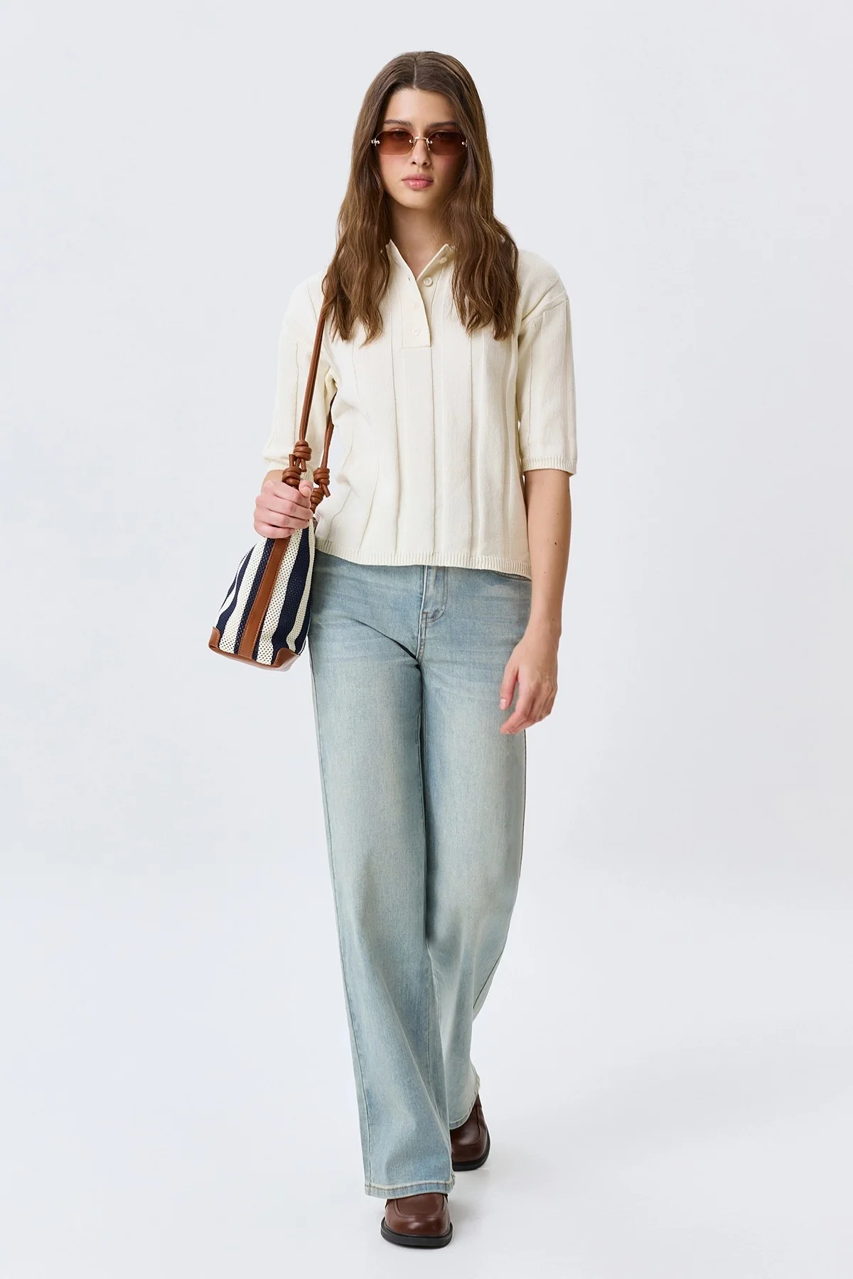 Джинсы Straight fit с акцентной контрастной варкой, 40